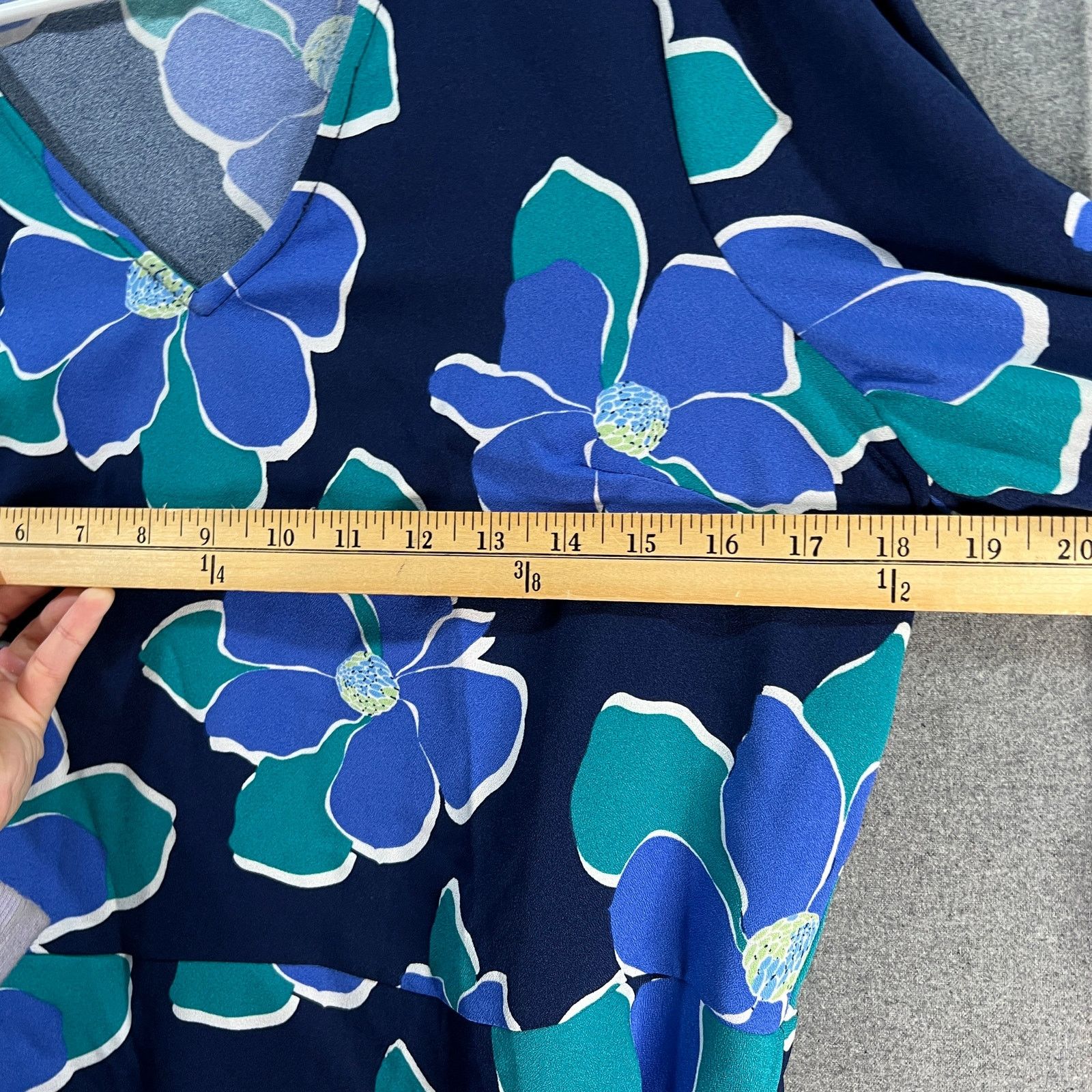 Other Girl With Curves Knit Crepe Peplum Top Navy Size S / US 4 / IT 40 - 7 Thumbnail
