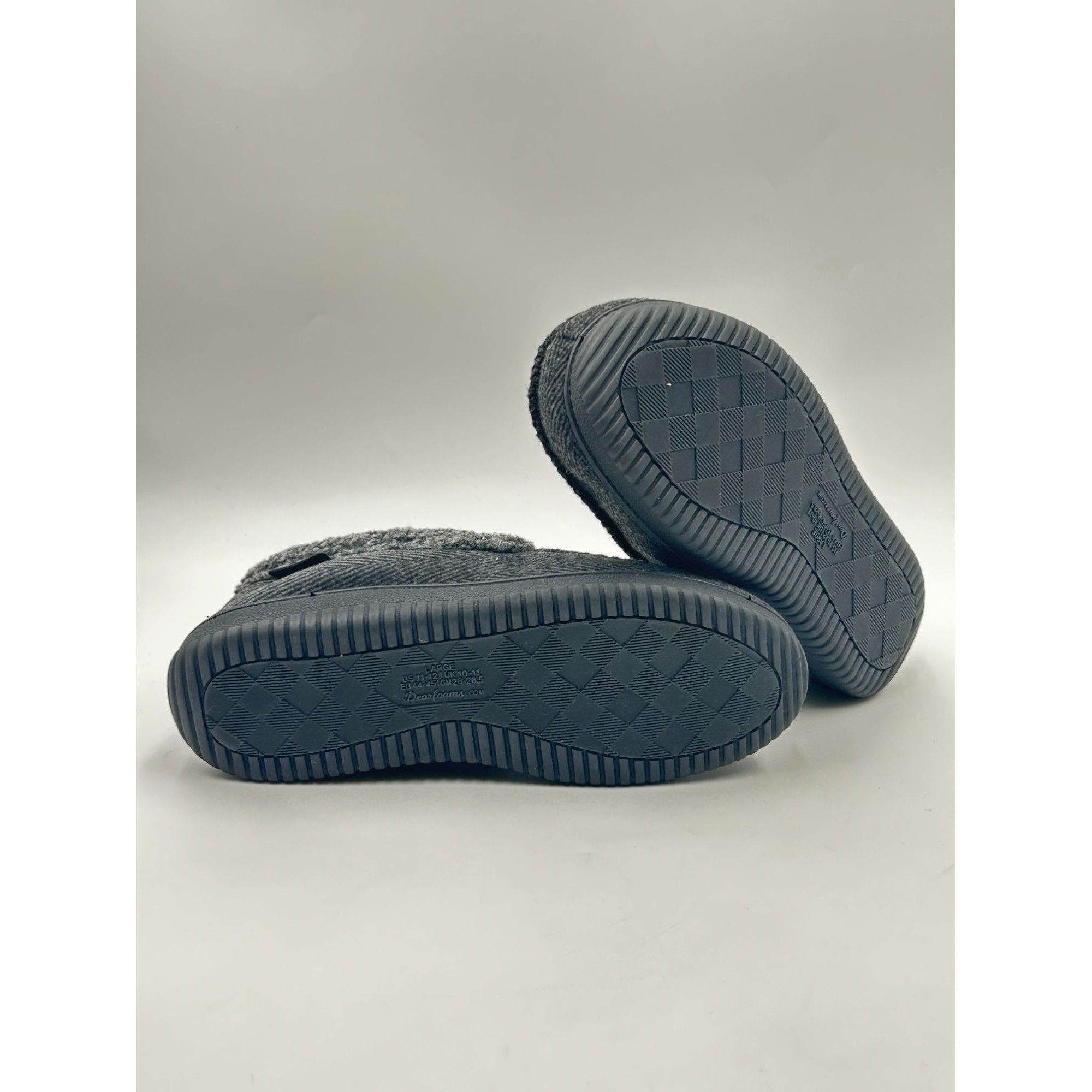 Other Dearfoams Mens Slippers S7-8 Gray Memory Foam Indoor Outdoor Size US 7 / EU 40 - 6 Thumbnail