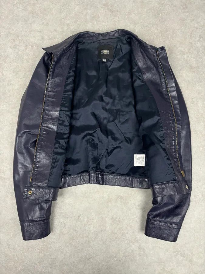 Versace 2000s Versace Purple Leather Gold Hardware Jacket Size US S / EU 44-46 / 1 - 7 Thumbnail