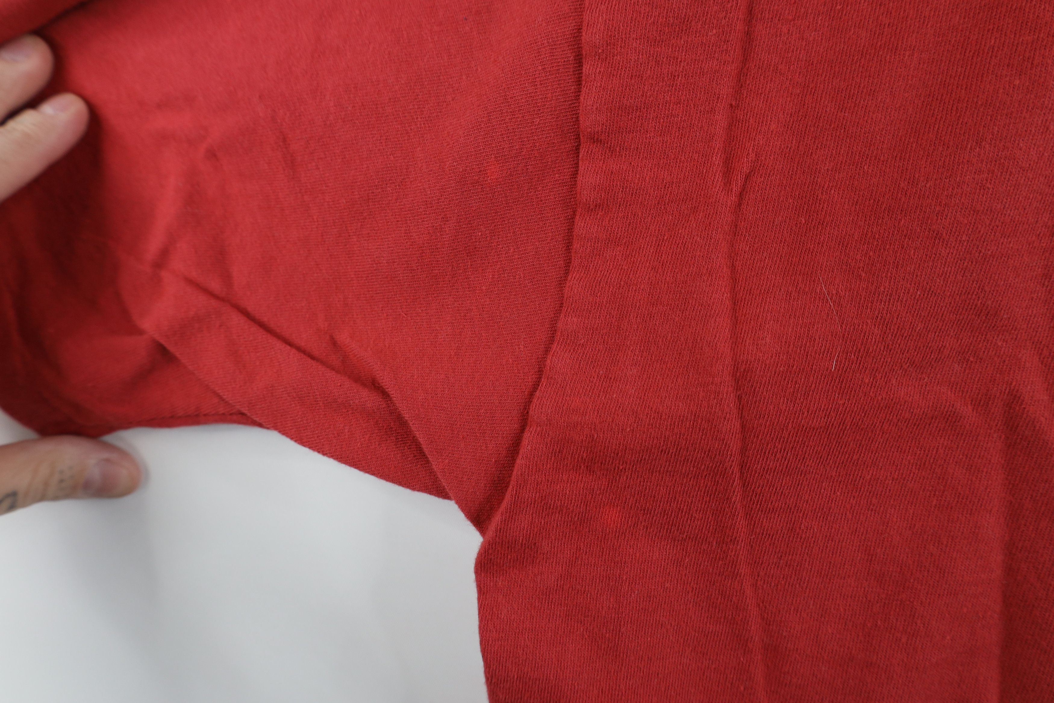 Gap × Vintage Vintage 90s Gap Short Sleeve V-Neck T-Shirt Red Cotton USA Size US M / EU 48-50 / 2 - 10 Thumbnail