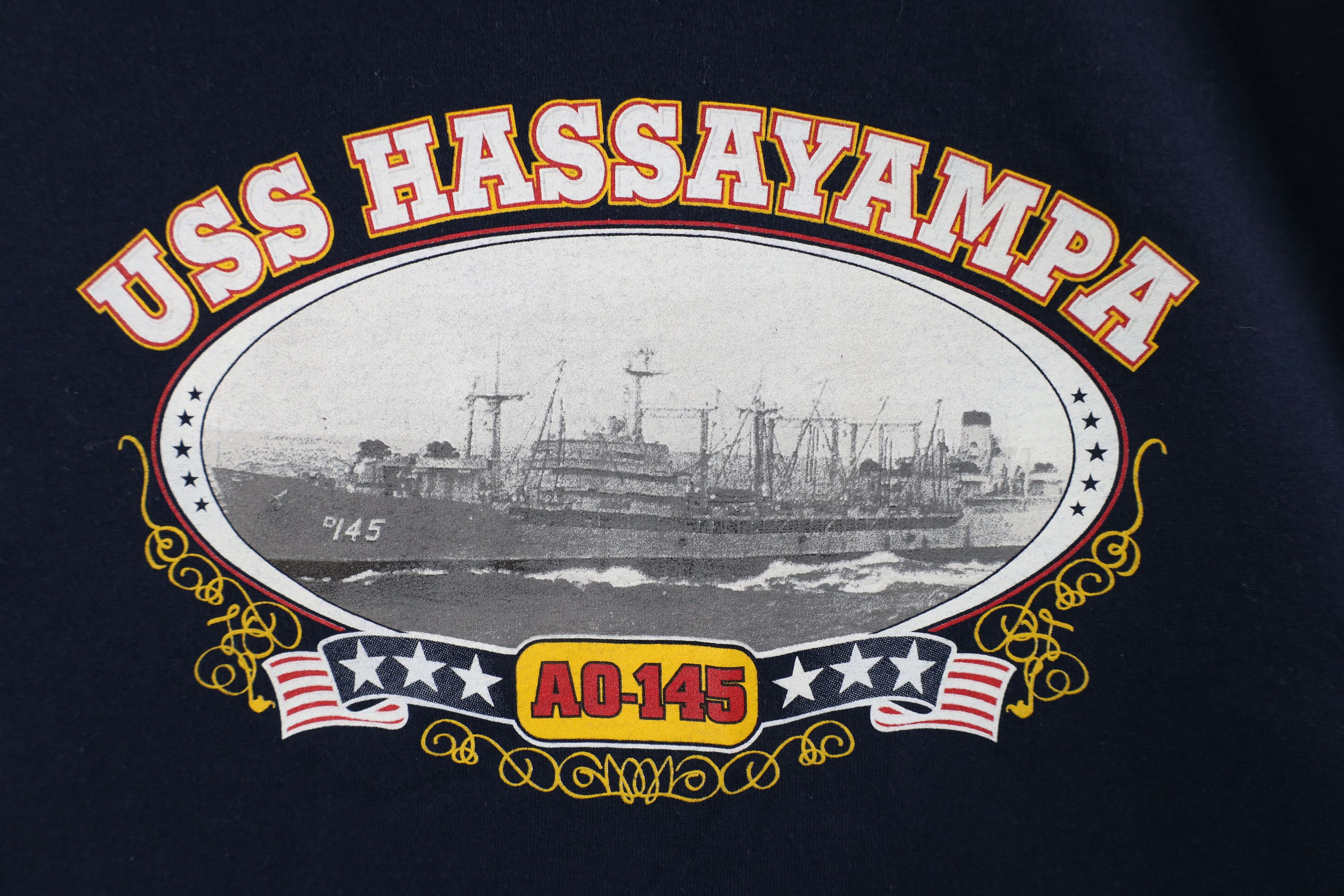 Vintage Vintage 90s Spell Out USS Hassayampa AO 145 War Ship T-Shirt Size US M / EU 48-50 / 2 - 4 Thumbnail