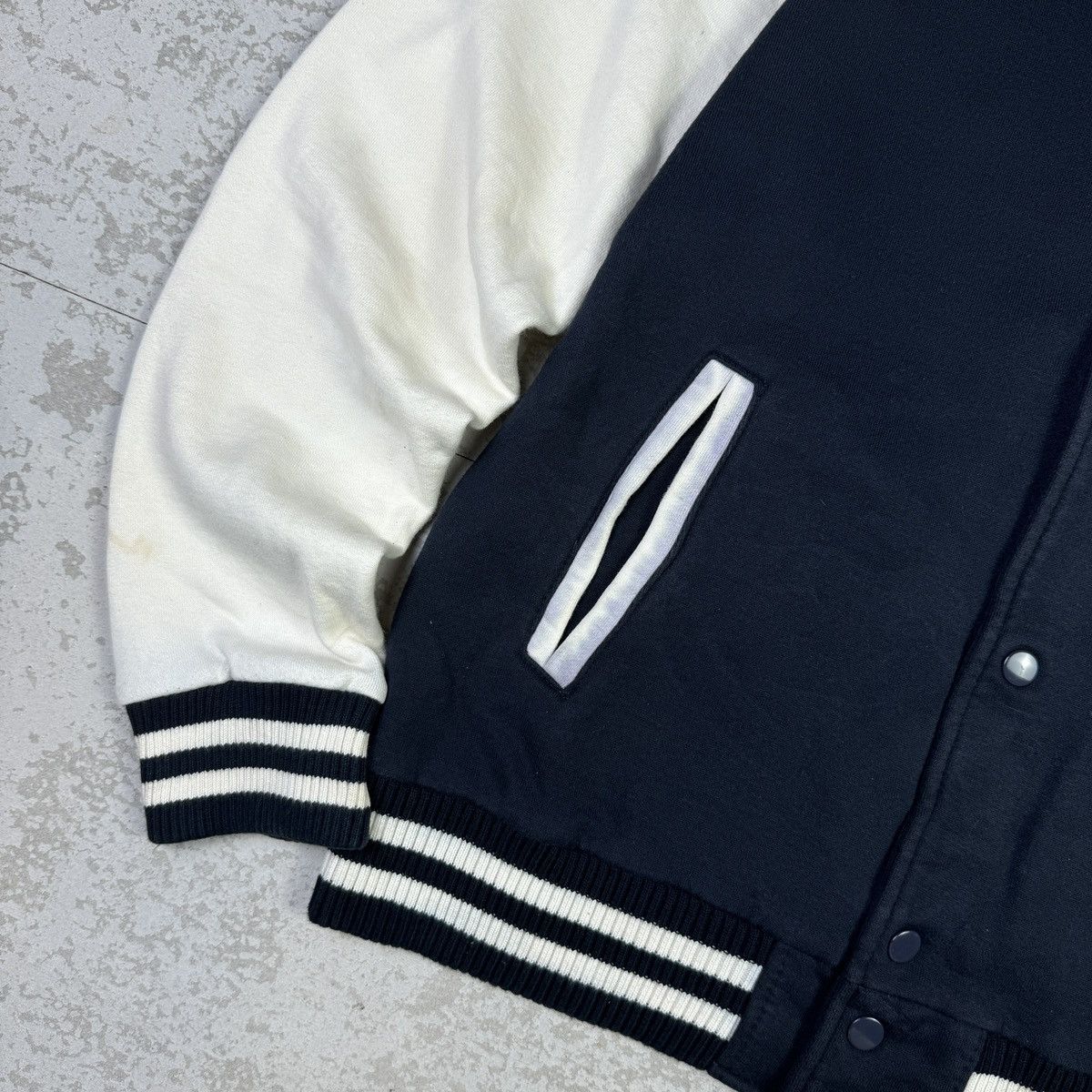 Japanese Brand Japanese Brand availbasic Varsity Jacket Size US L / EU 52-54 / 3 - 3 Thumbnail
