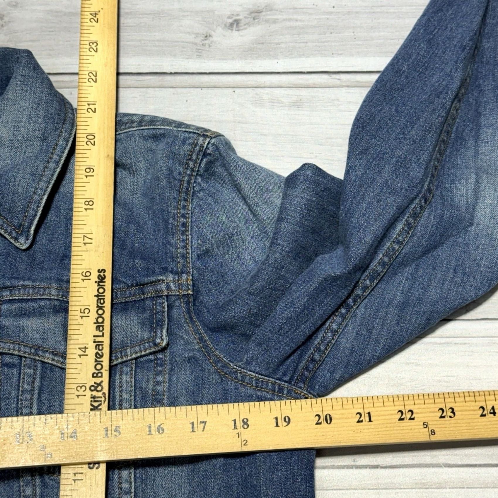 Chaps Chaps Denim Jean Jacket Womens M Blue Button Front Pockets Ralph Lauren Y2K Jacket Womens Size 32" / US 10 / IT 46 - 6 Thumbnail