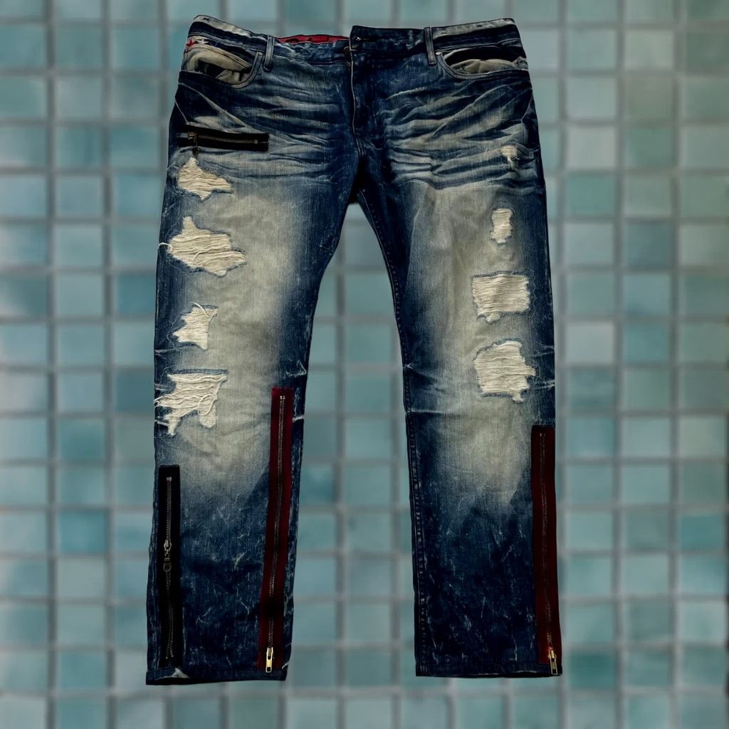 Vintage VINTAGE Robins Jeans Jeans Mens 44x30 Red Label Thrashed Distressed Ankle Zipper Studs Wings Women? Size US 44 / EU 60 - 1 Thumbnail