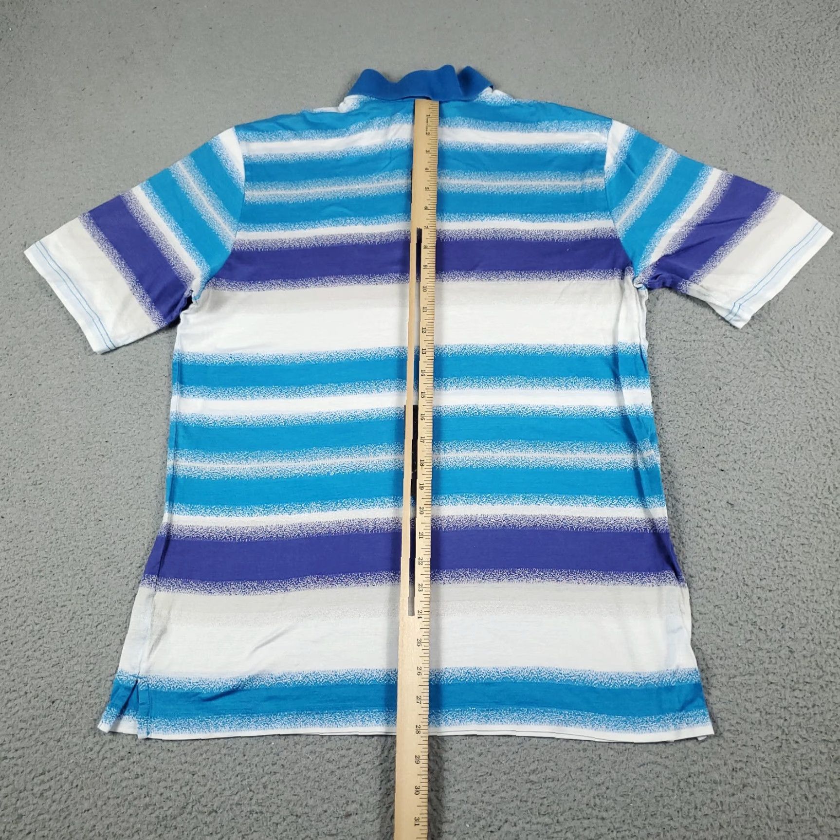 BUGATCHI VINTAGE Bugatchi Polo Shirt Mens Size M Blue White Striped Short Sleeve Casual Shirt Adult Medium Blue Striped Logo Buttons Mens Size US M / EU 48-50 / 2 - 5 Thumbnail