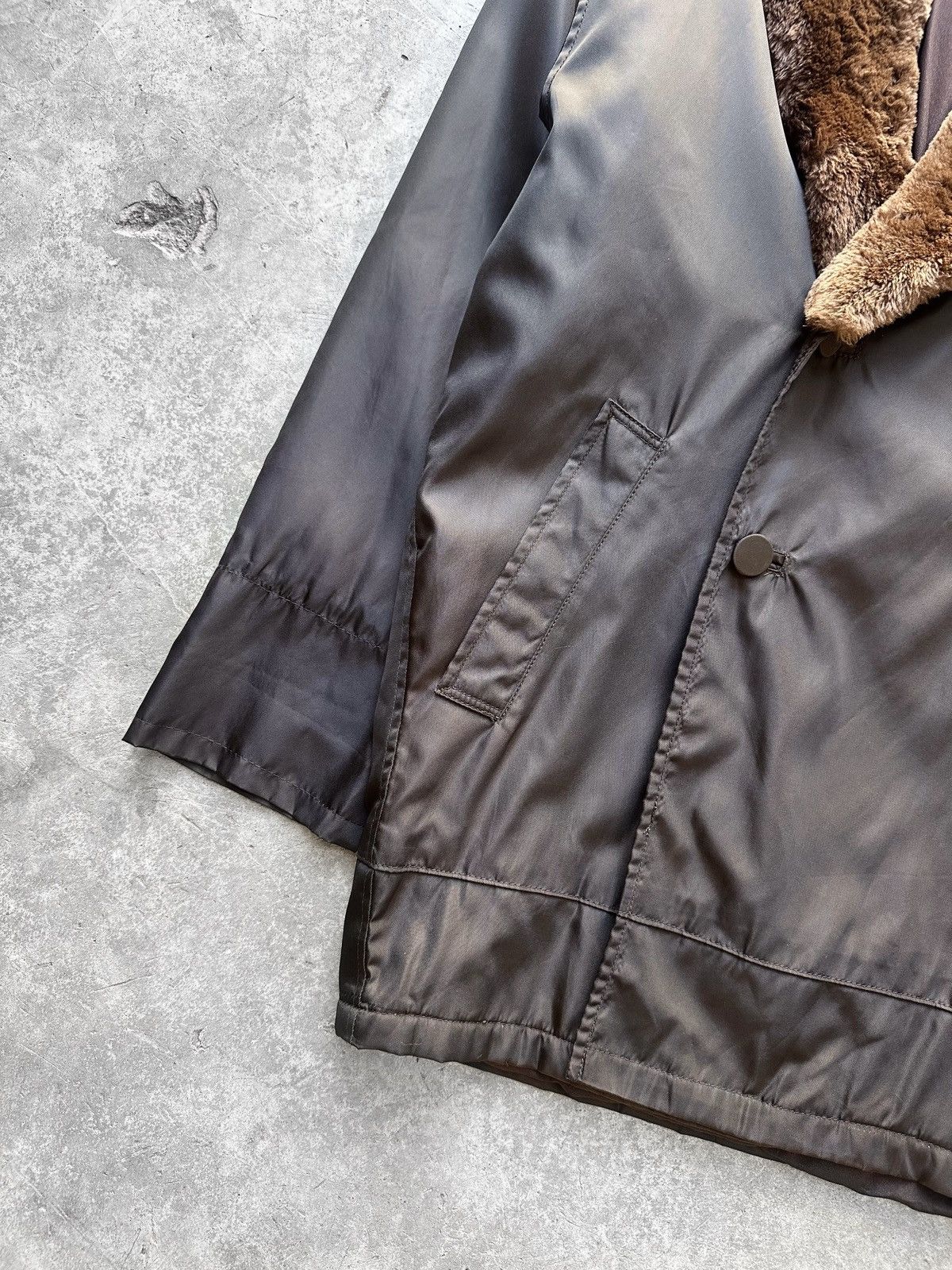 Prada 90s Beaver Fur Collar Nylon Jacket Size US M / EU 48-50 / 2 - 4 Thumbnail