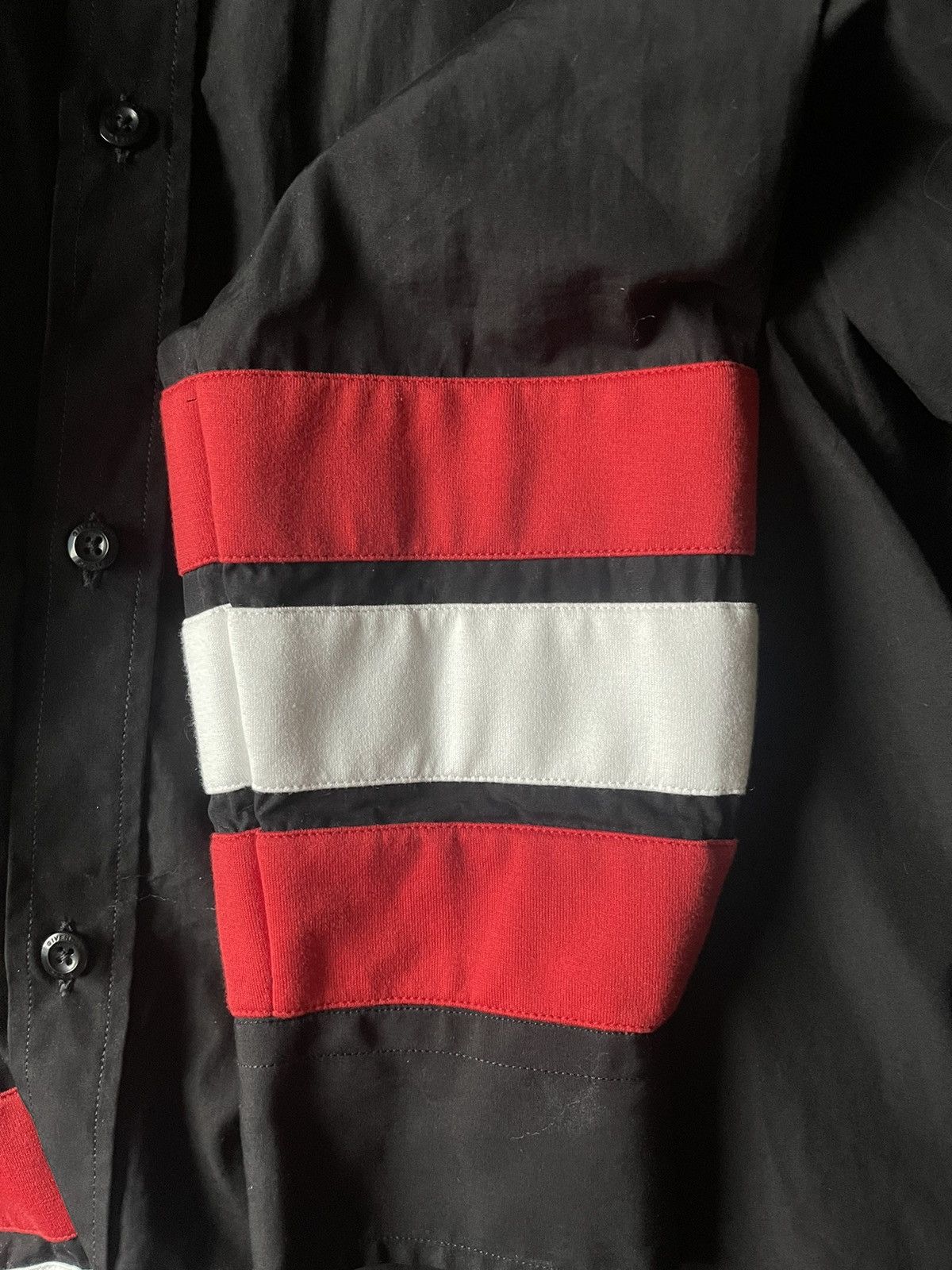 Givenchy Givenchy Star Embroidered Tape Sleeve Shirt Size US L / EU 52-54 / 3 - 4 Thumbnail