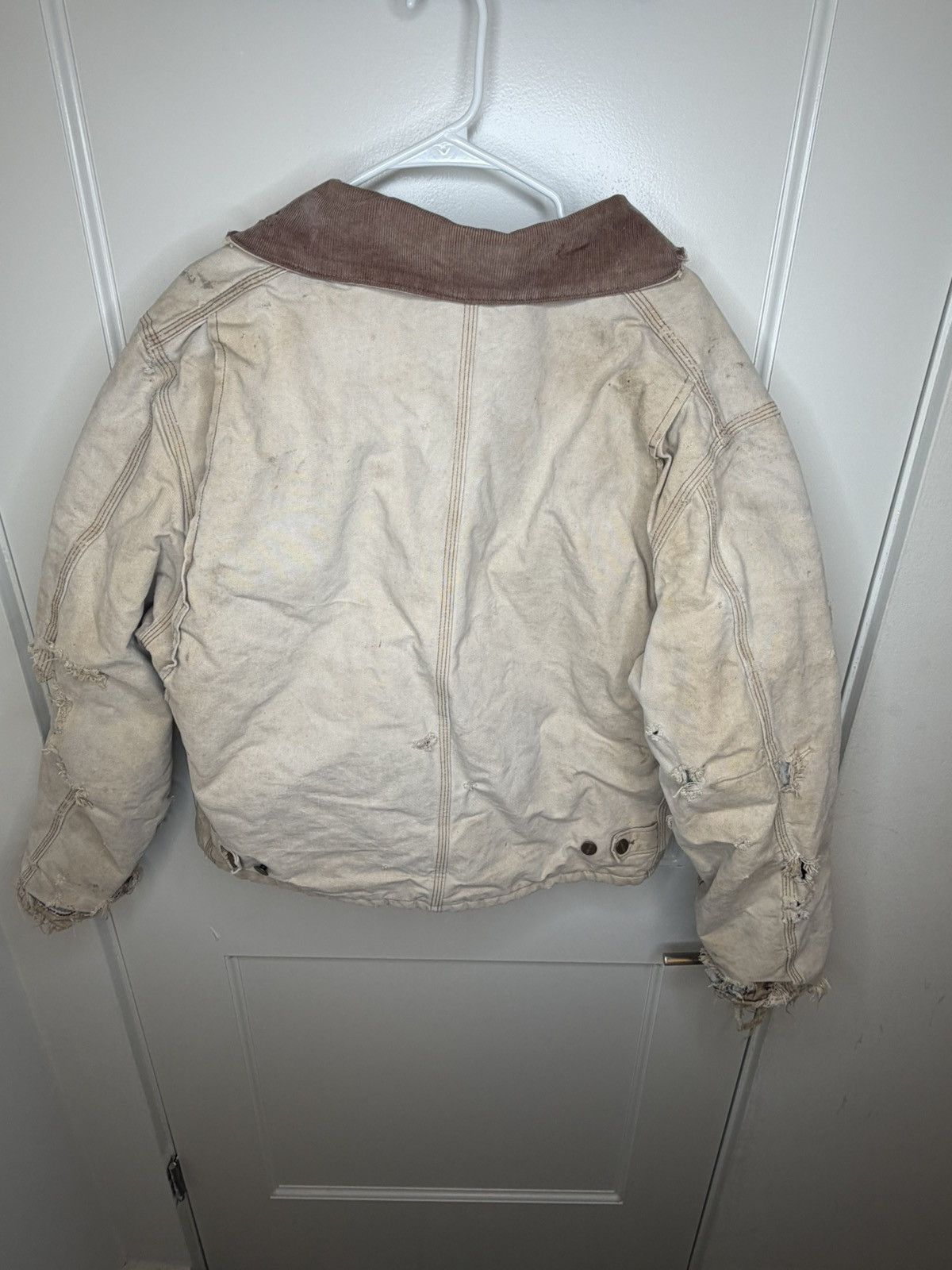 Carhartt Vintage Carhartt Men's Jacket Cream Duck Arctic Size Large Size US L / EU 52-54 / 3 - 16 Thumbnail
