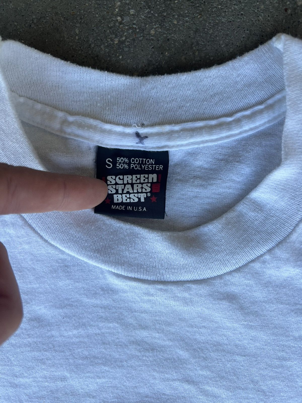 Fruit Of The Loom × Hard Rock Cafe × Vintage 80’s Vintage White Hard Rock Cafe Chicago shirt Size US S / EU 44-46 / 1 - 7 Thumbnail