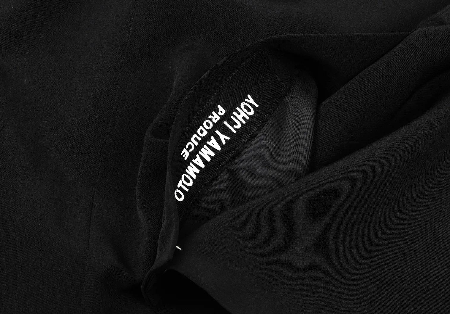 Yohji Yamamoto Yohji Yamamoto Crepe De Chine Pocket Design Jacket Size US XL / EU 56 / 4 - 13 Thumbnail