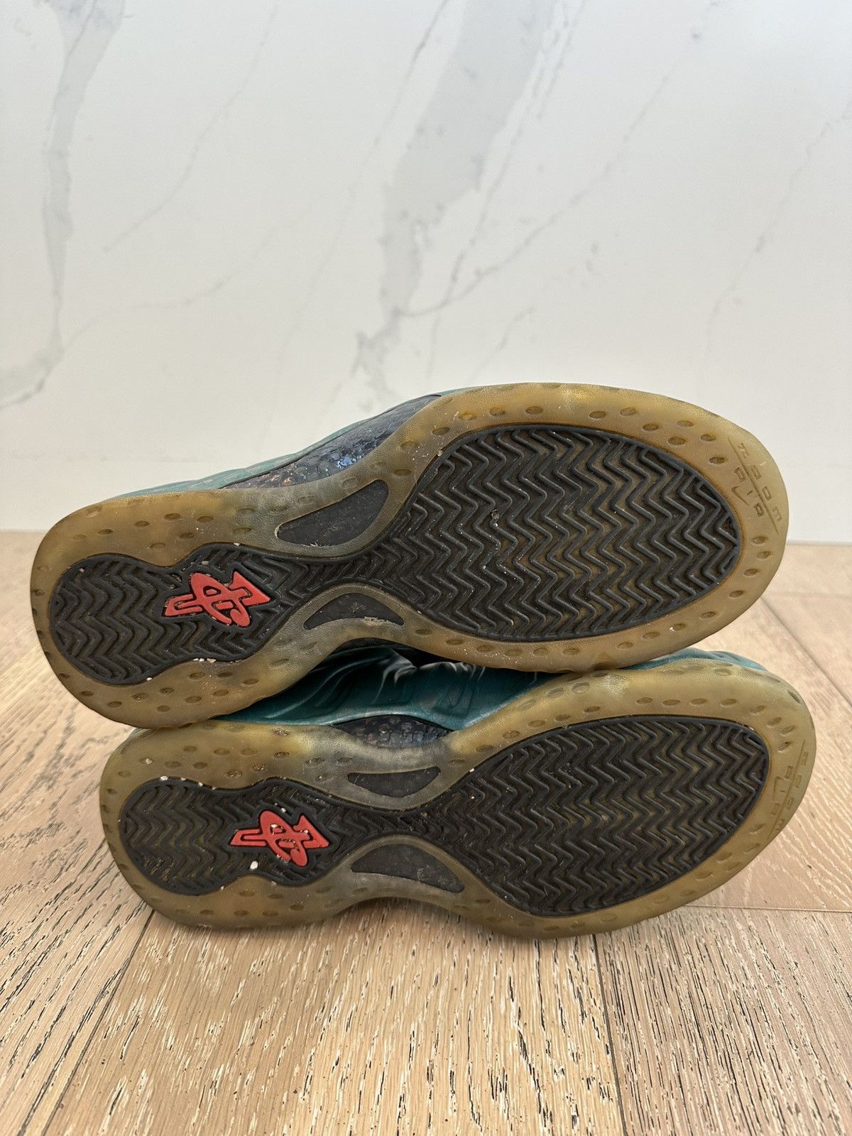 Nike Nike Air Foamposite One Gone Fishing Size US 9.5 / EU 42-43 - 6 Thumbnail