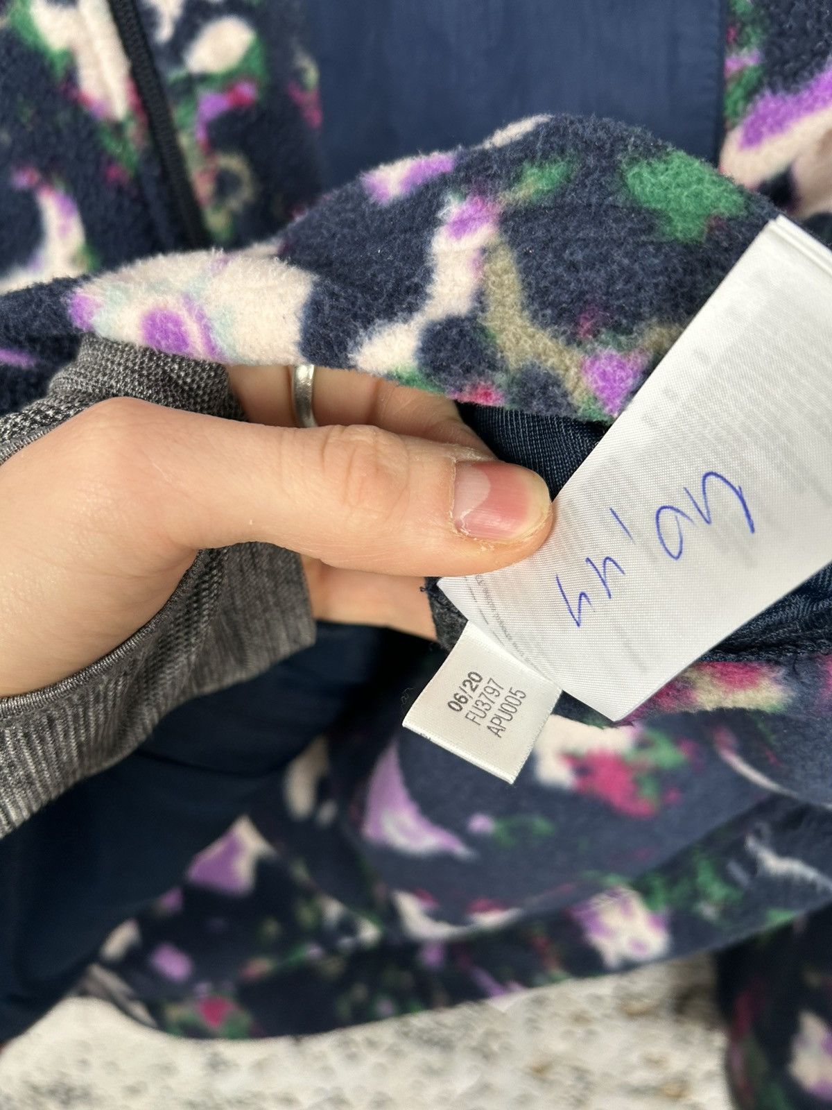 Adidas Adidas Floral Fleece Streetwear Gorpcore Outdoor Hype Size US L / EU 52-54 / 3 - 5 Thumbnail
