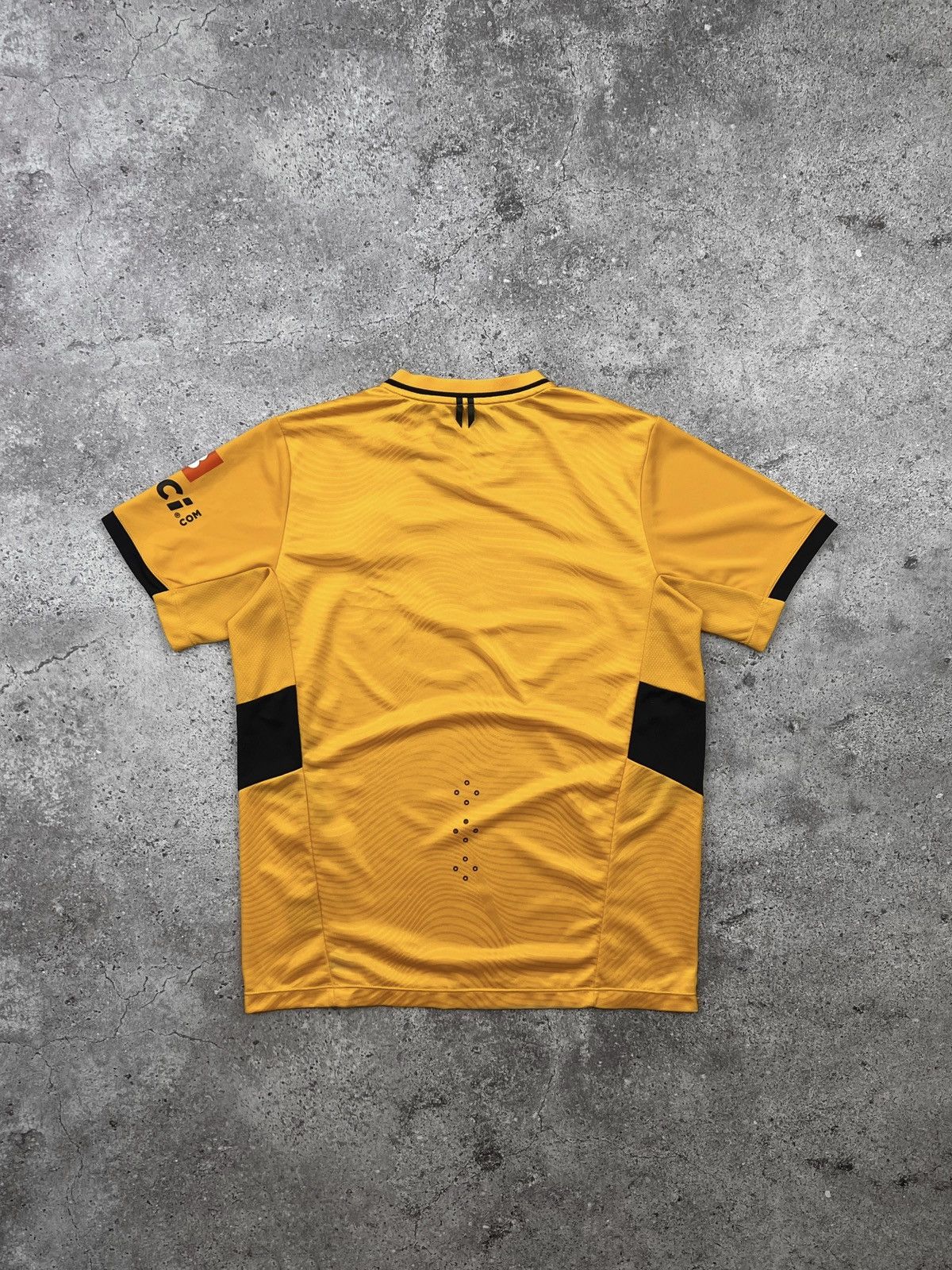 Castore Wolverhampton Wanderers 2021/22 Castore Football Jersey Size US L / EU 52-54 / 3 - 5 Thumbnail