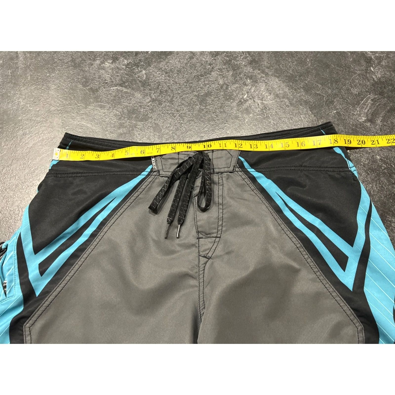 Fox Racing Fox Racing Board Shorts Mens 36 Multicolor Striped Quick Dry Lightweight Back Pocket Drawstring Surf Trunks Size US 36 / EU 52 - 4 Thumbnail