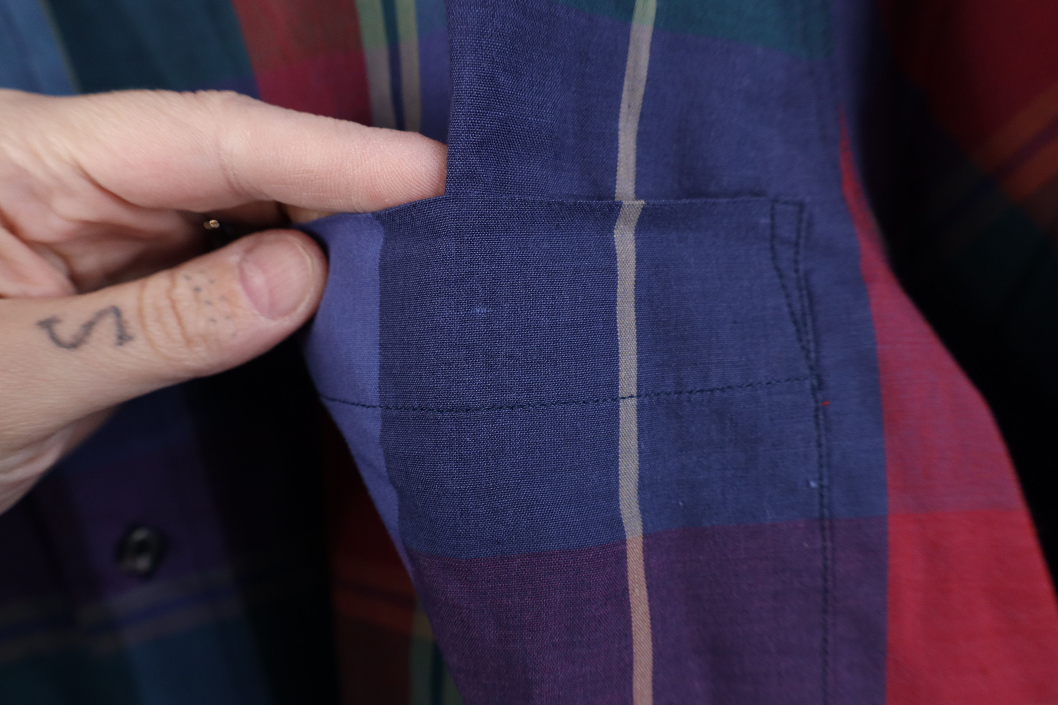 Vintage Vintage 80s 90s Streetwear Madras Plaid Button Down Shirt Size US L / EU 52-54 / 3 - 4 Thumbnail