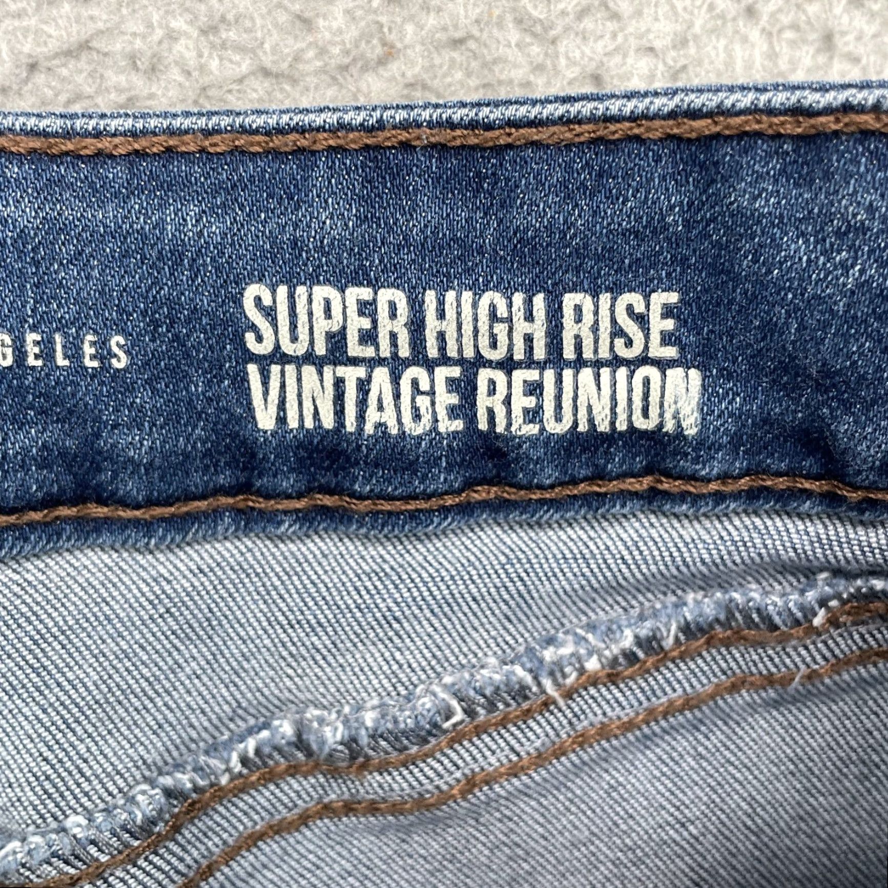 Vintage Rewash Shorts Women's 30 Cut Off Denim Daisy Dukes 90's Y2K Grunge Festival Blue 2.0 in. Size 30" / US 8 / IT 44 - 6 Thumbnail
