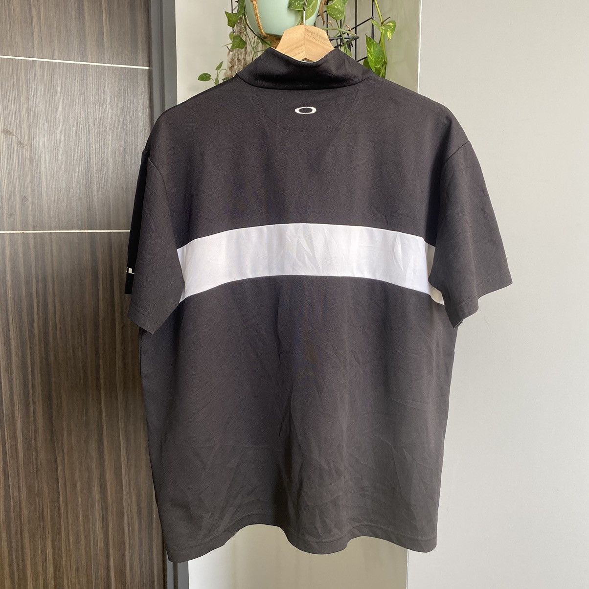 Oakley Vintage Oakley Embroidered Logo Half Zip ERD GRUNGE JERSEY Size US XL / EU 56 / 4 - 9 Thumbnail