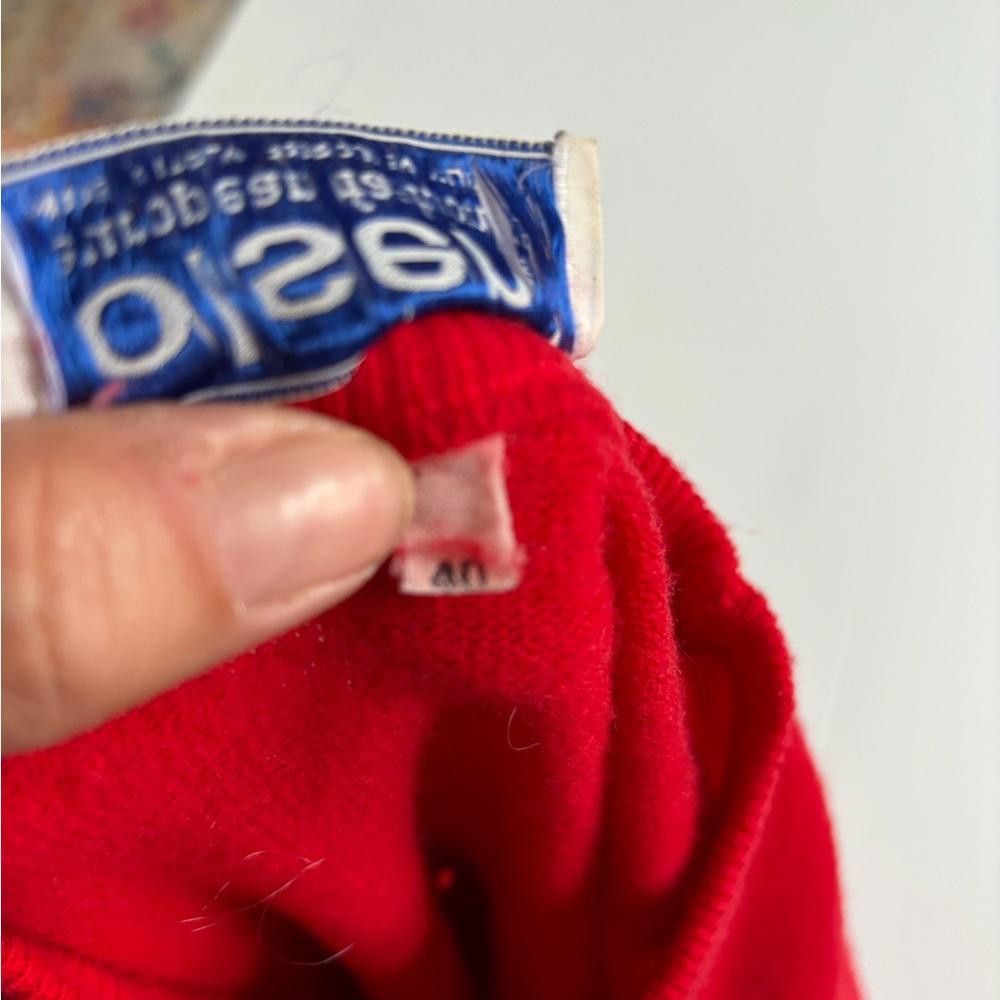 Designer Vintage Olsen European Fashion Pure Wool Sweater Size US M / EU 48-50 / 2 - 3 Thumbnail