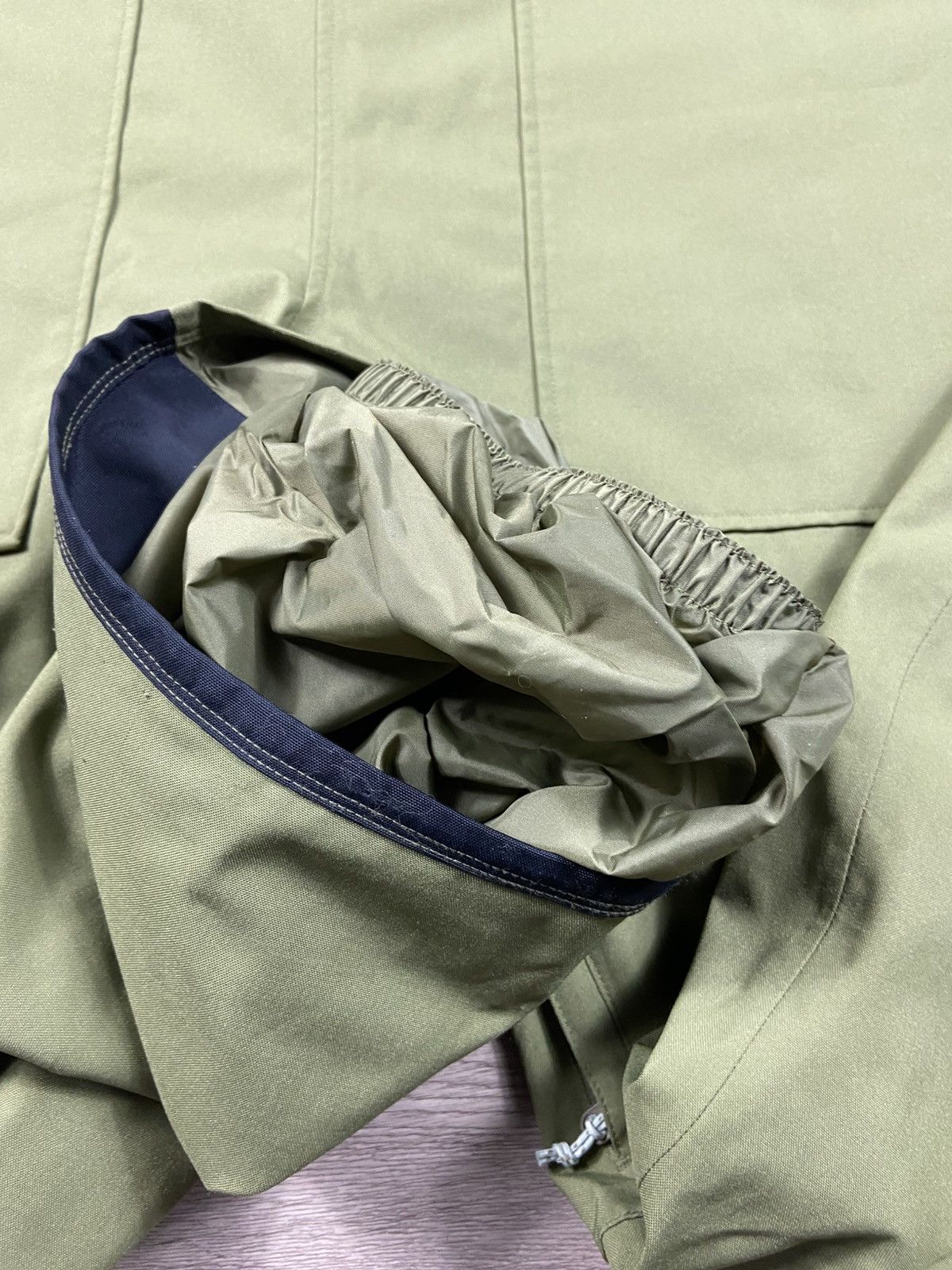 Burton Women's Burton Avalon 2L Stretch Bib Pants * extra large Size 34" / US 12 / IT 48 - 10 Thumbnail