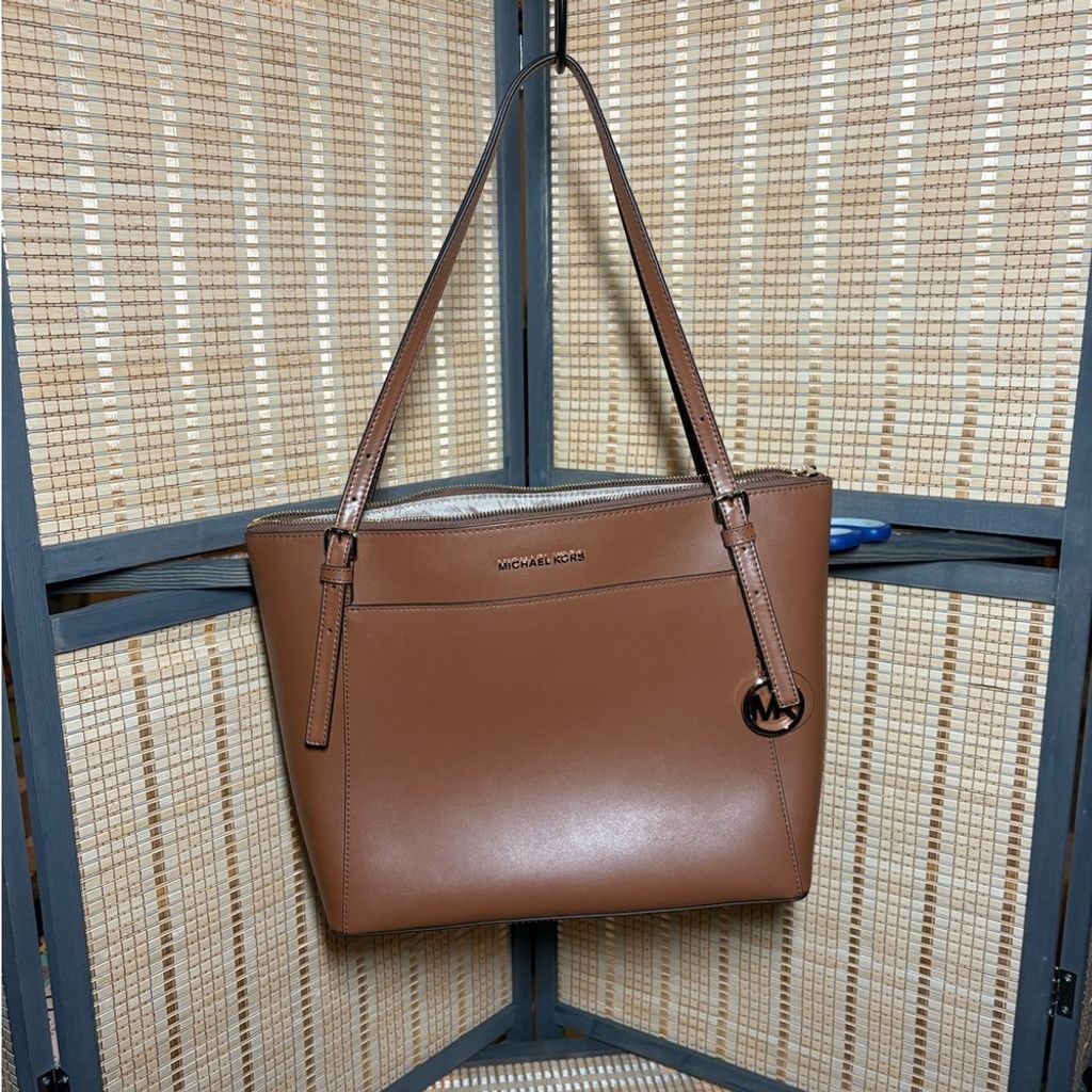 Michael Kors Michael Kors Voyager Large Saffiano Leather Tote Size ONE SIZE - 4 Thumbnail