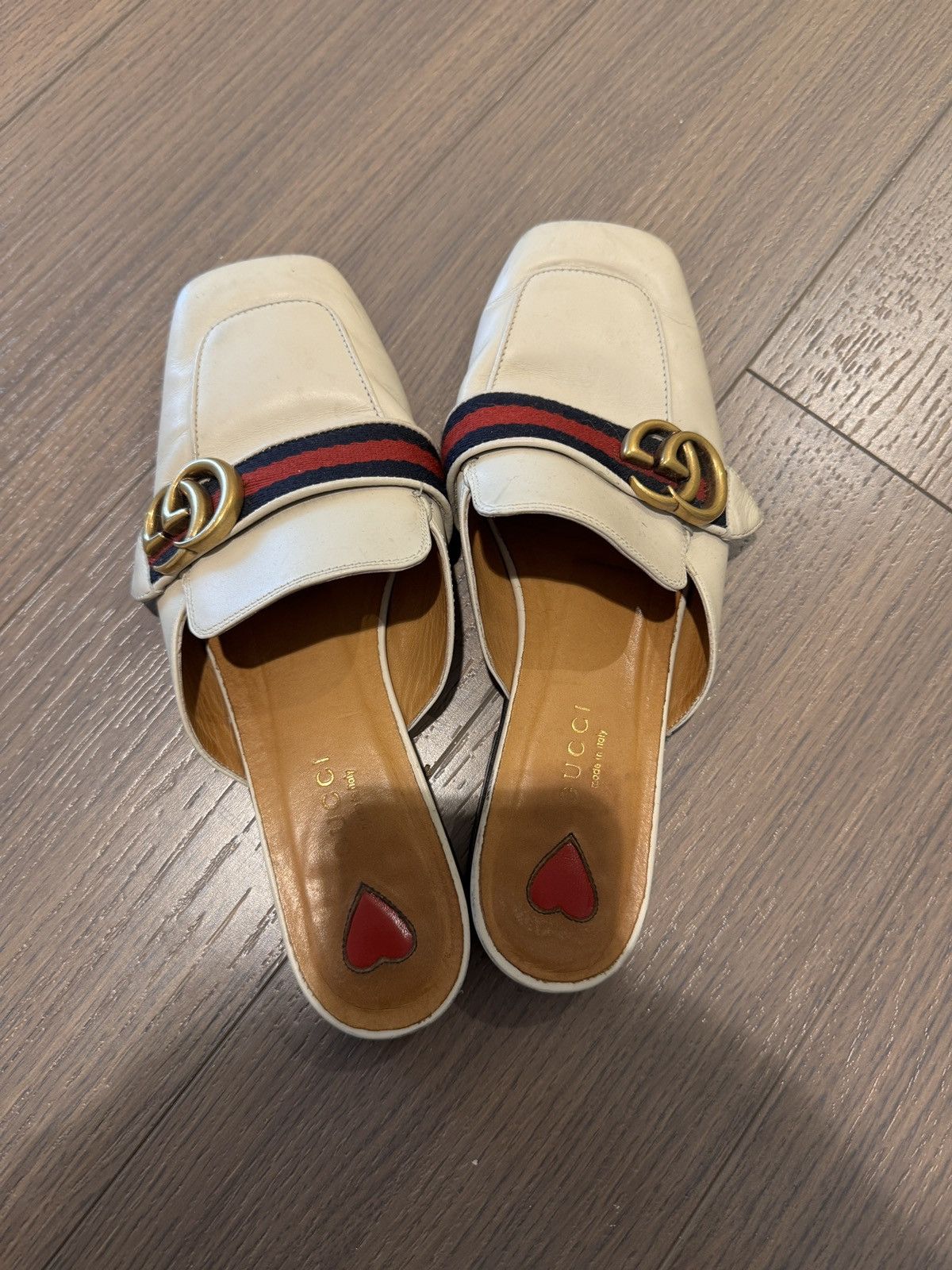 Gucci Gucci white buckle sandals Size US 6 / IT 36 - 1 Thumbnail