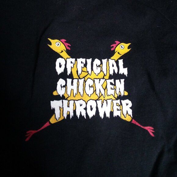 Fruit Of The Loom Svengoolie MeTV Official Chicken Thrower T-Shirt Size US XXL / EU 58 / 5 - 7 Thumbnail