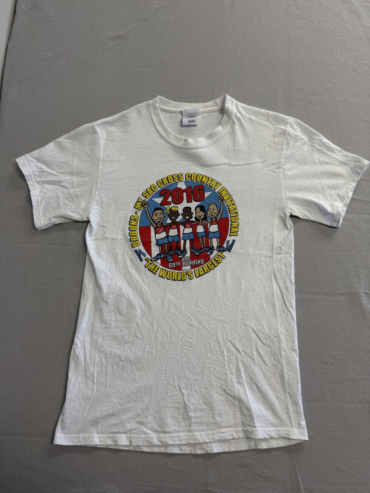 Designer Cross Country 2016 Mt. Sac T-shirt Donald Trump vs Hillary S Size US S / EU 44-46 / 1 - 2 Thumbnail