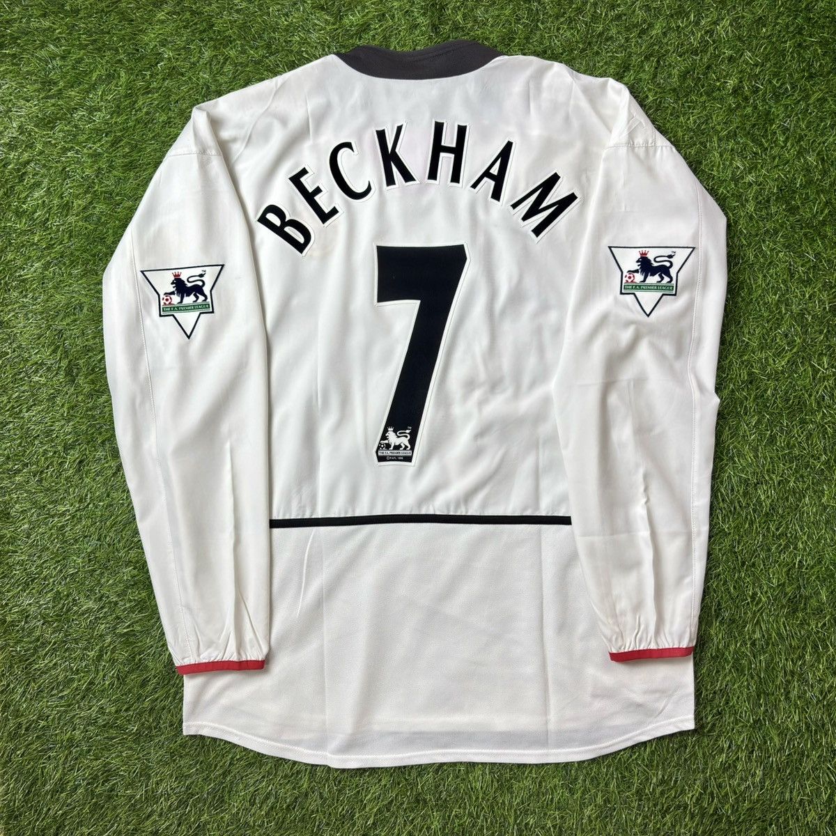 Nike Nike Manchester United Away 2002-03 Beckham #7 Soccer Jersey Size US L / EU 52-54 / 3 - 2 Thumbnail