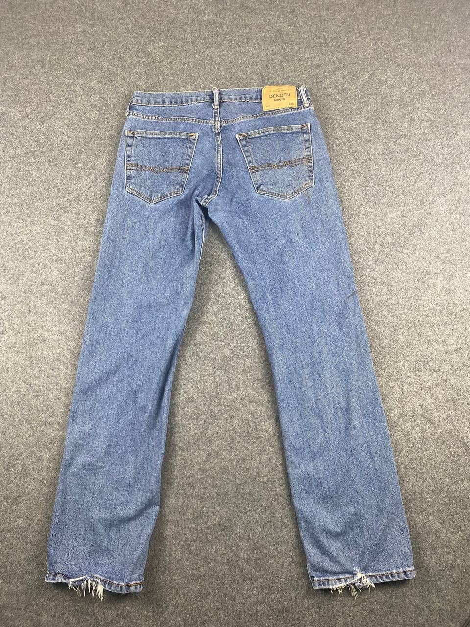 levis denizen relaxed fit distressed denim