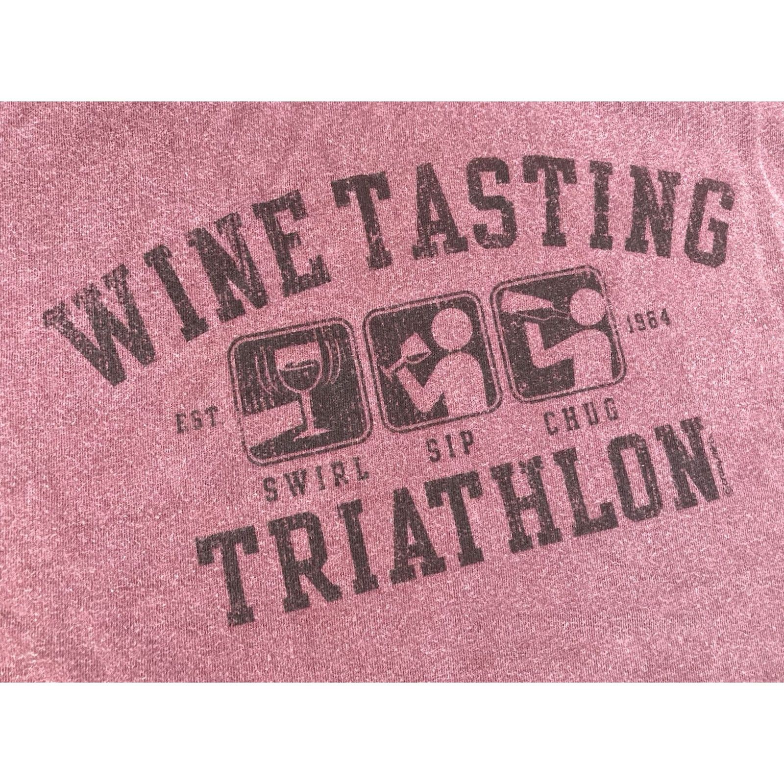 Vintage VINTAGE Crazy Shirts Wine Tasting Triathlon Graphic T-shirt Women Small Burgundy Size S / US 4 / IT 40 - 2 Thumbnail