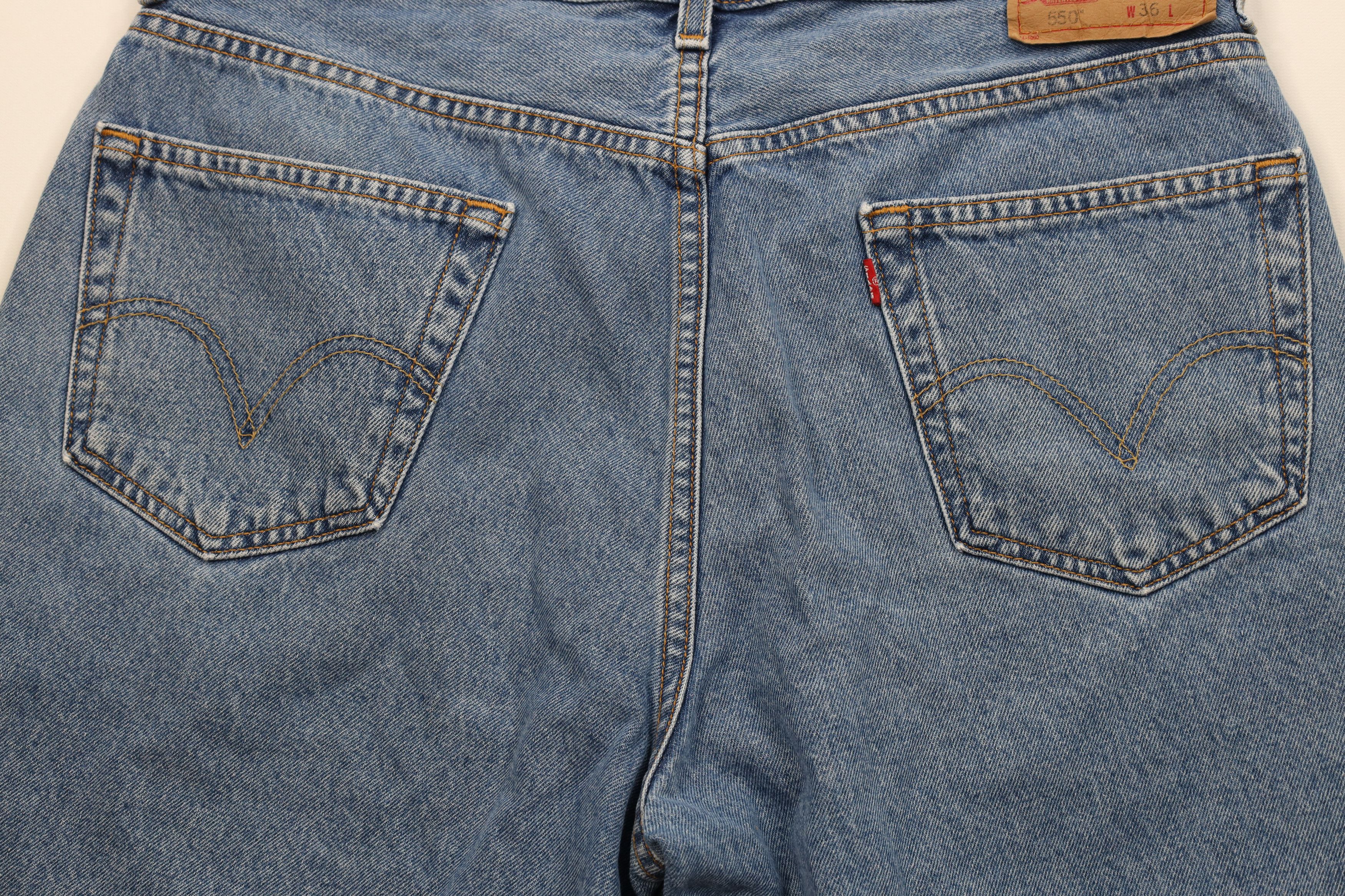Levi's Vintage Y2K 2003 Levis 550 Fit Denim Jeans Shorts Jorts Size US 36 / EU 52 - 12 Thumbnail