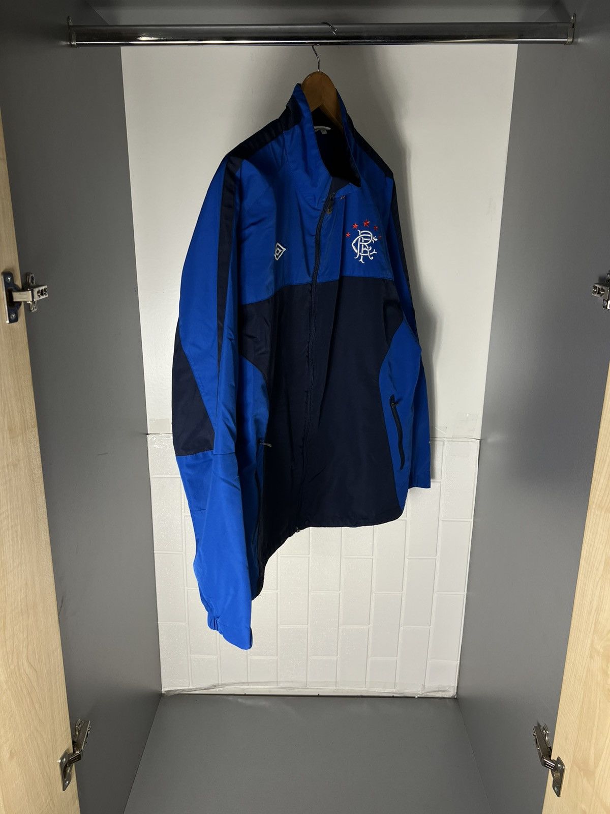 Umbro VINTAGE UMBRO FC RANGERS SCOTLAND SOCCER JERSEY RETRO Y2K Size US XL / EU 56 / 4 - 3 Thumbnail