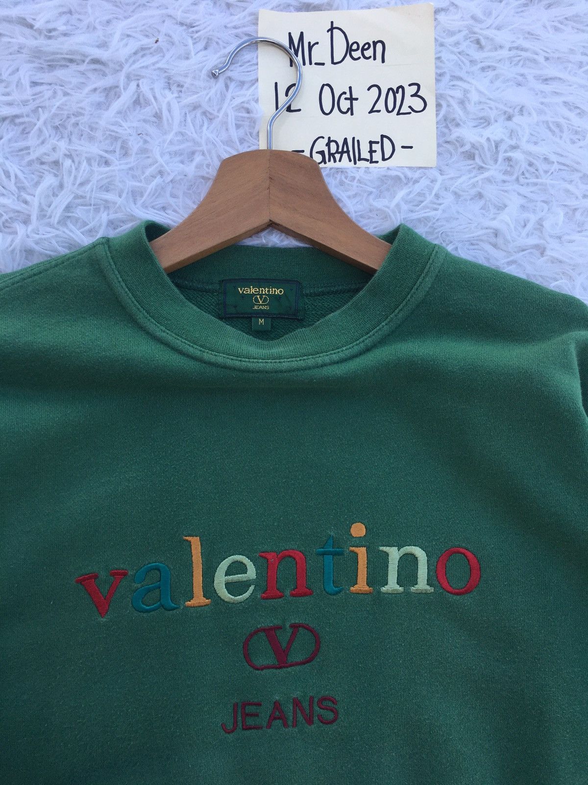 Valentino Rare Vintage Valentino Spellout Sweater Size US M / EU 48-50 / 2 - 8 Thumbnail