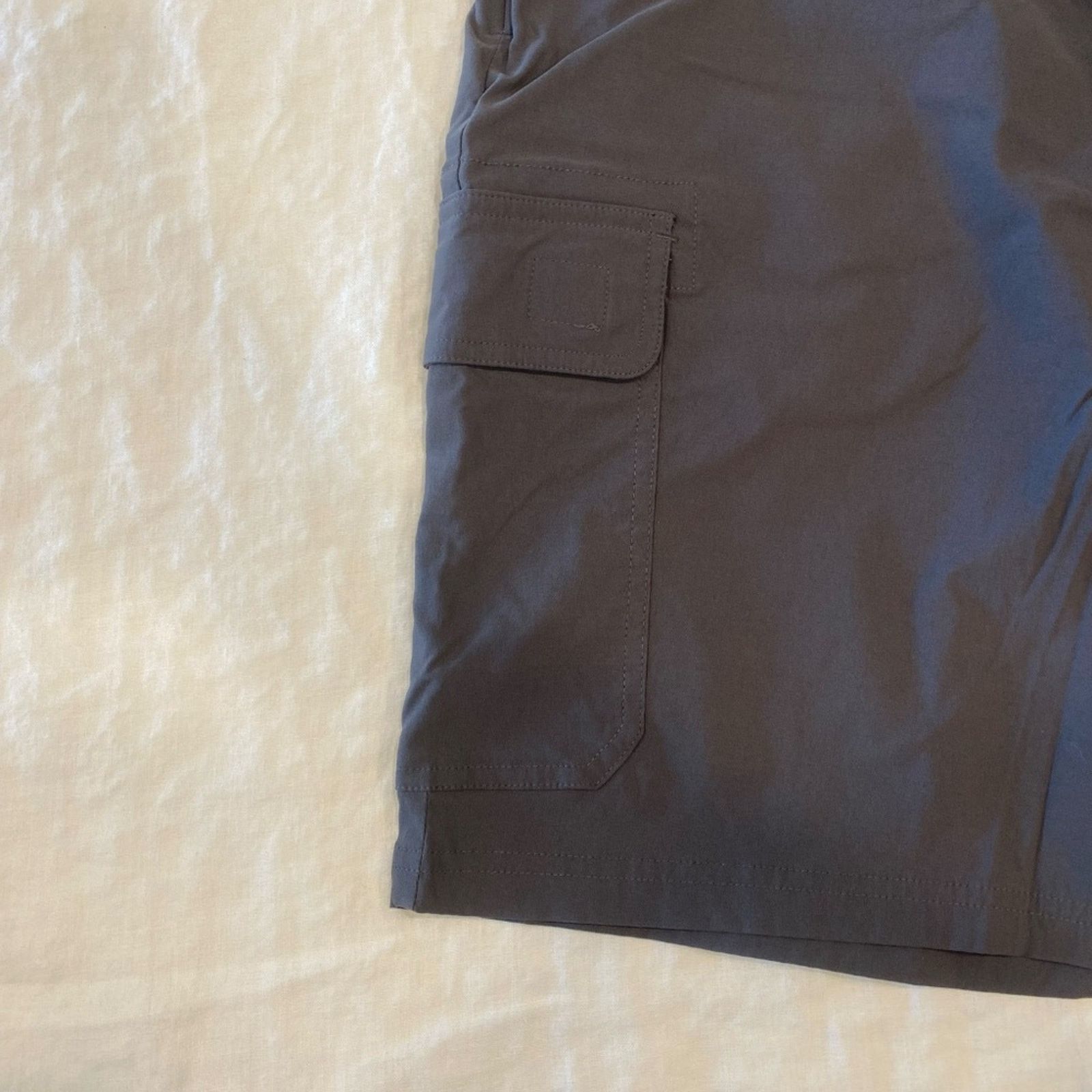 Orvis Orvis Men's Stretch Cargo Short Square Pocket - 34 Size US 34 / EU 50 - 3 Thumbnail