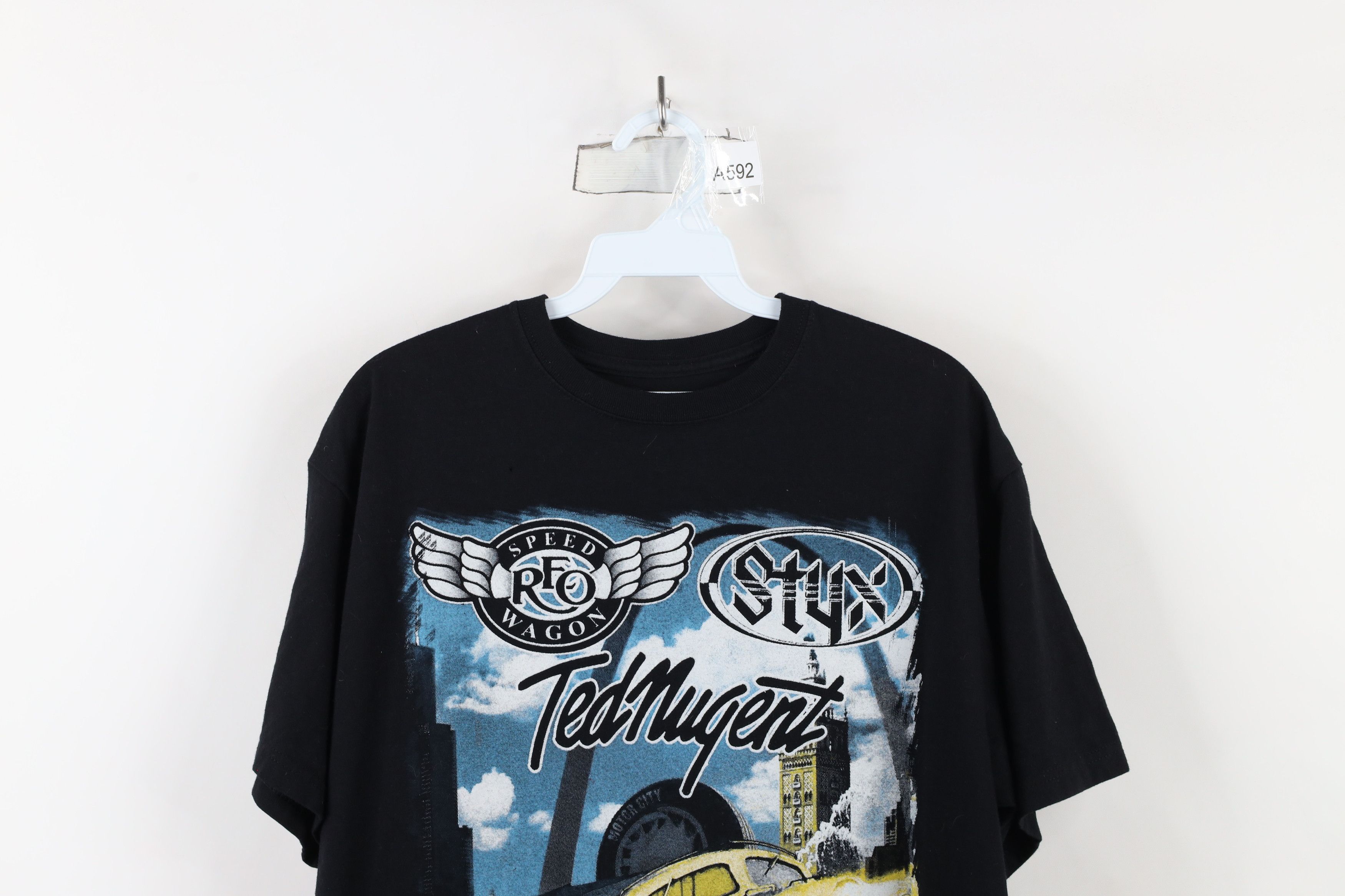 Vintage Vintage Express Tour Styx Reo Speed Wagon Ted Nugent T-Shirt Size US XL / EU 56 / 4 - 2 Thumbnail