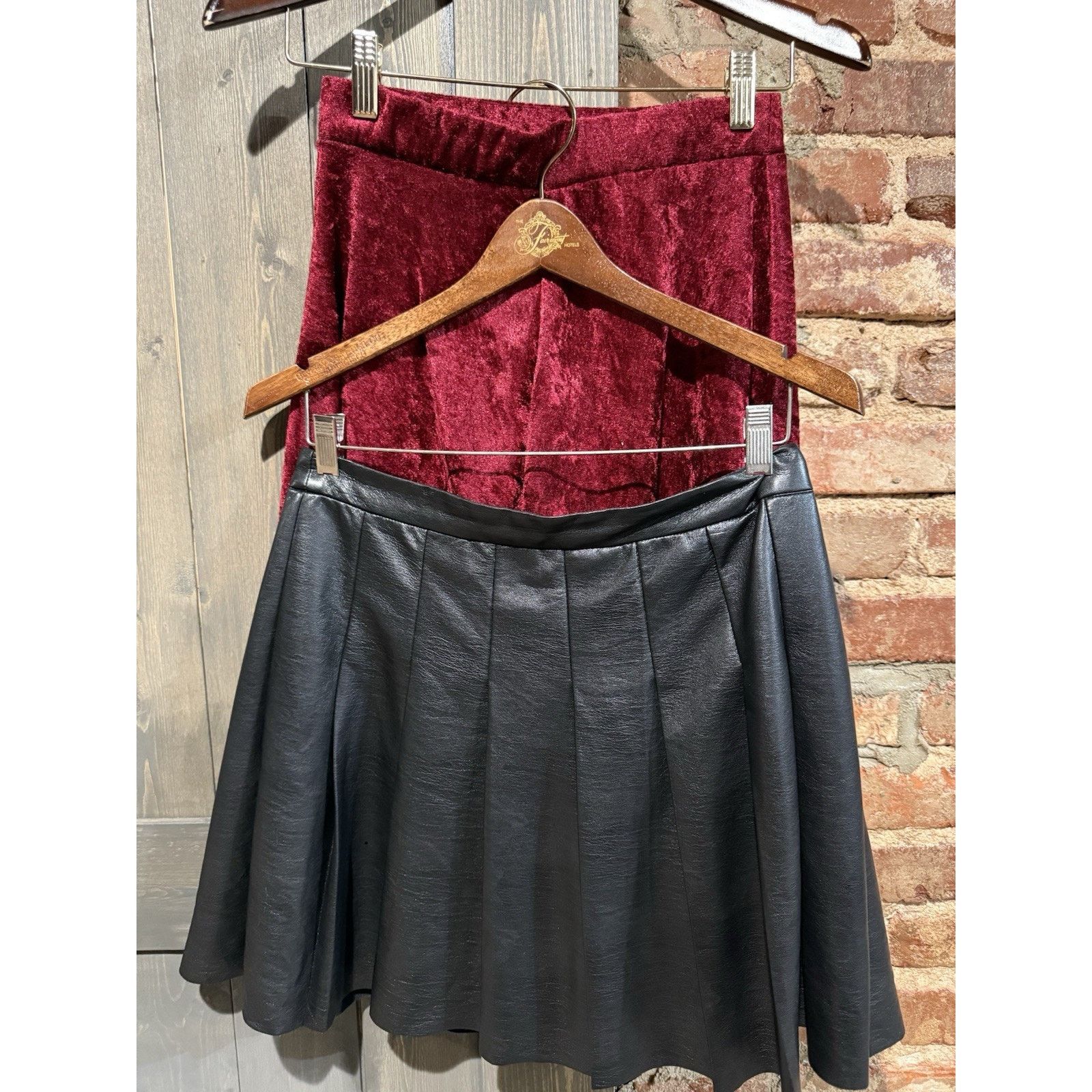 rue21 Skirt Bundle Maroon Velvet Sz M & Black Faux Leather Sz 10 Size 32" / US 10 / IT 46 - 1 Thumbnail