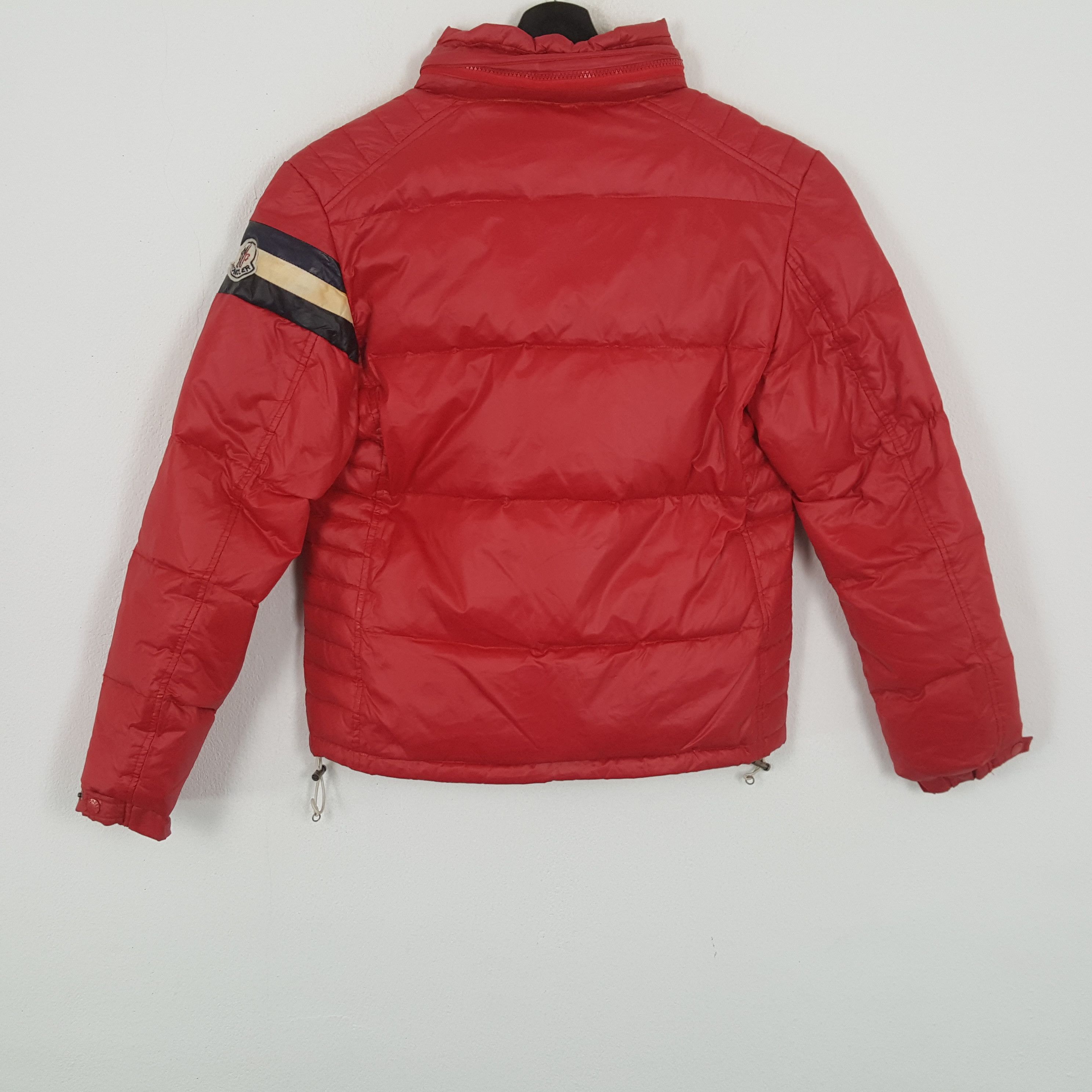 Vintage MONCLER Logo Design Fashion Style Winter Puffer Jacket Size US M / EU 48-50 / 2 - 3 Thumbnail