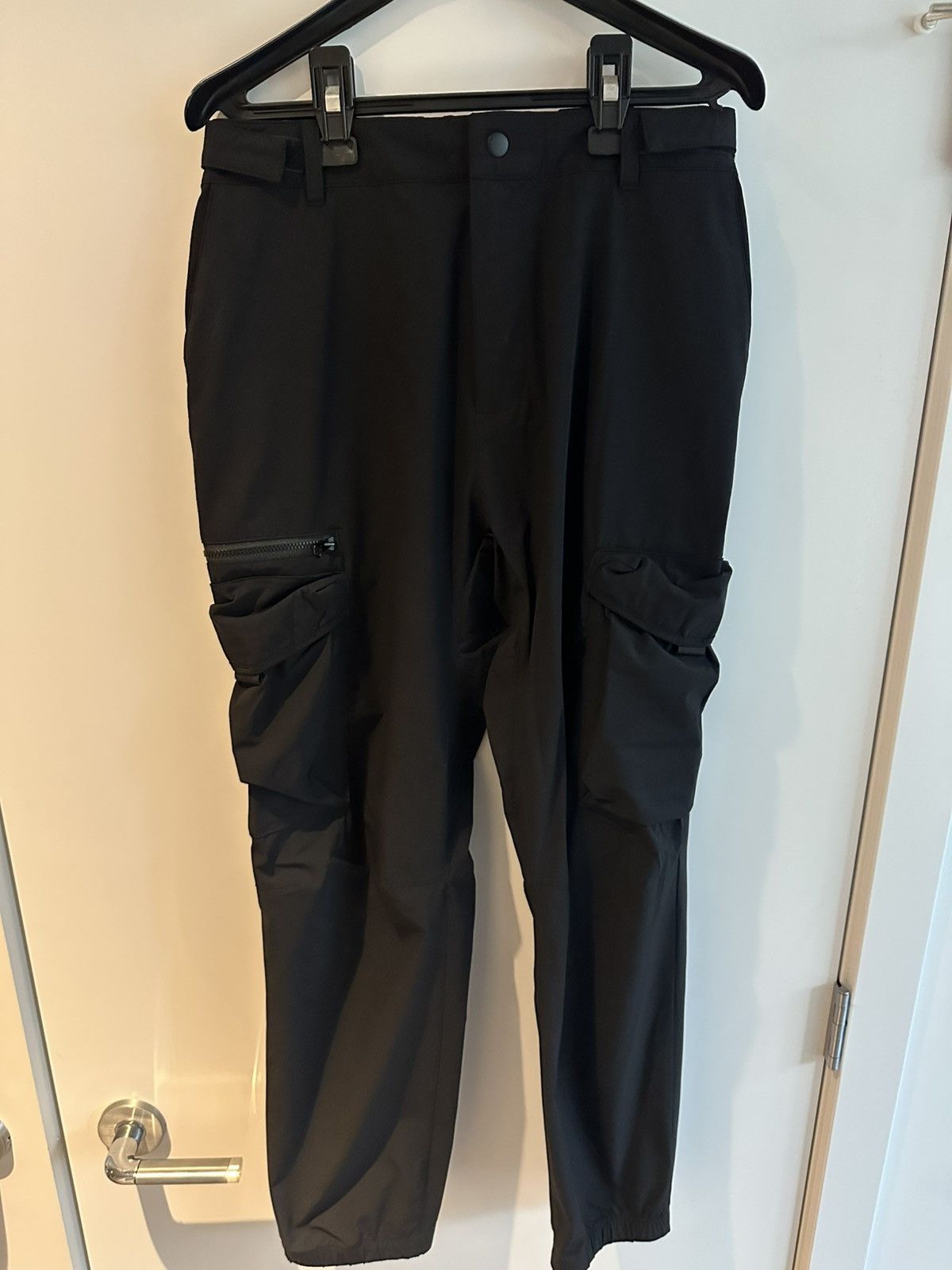 Carhartt Wip Carhartt Black Hayes Cargo Pants Size US 30 / EU 46 - 1 Thumbnail
