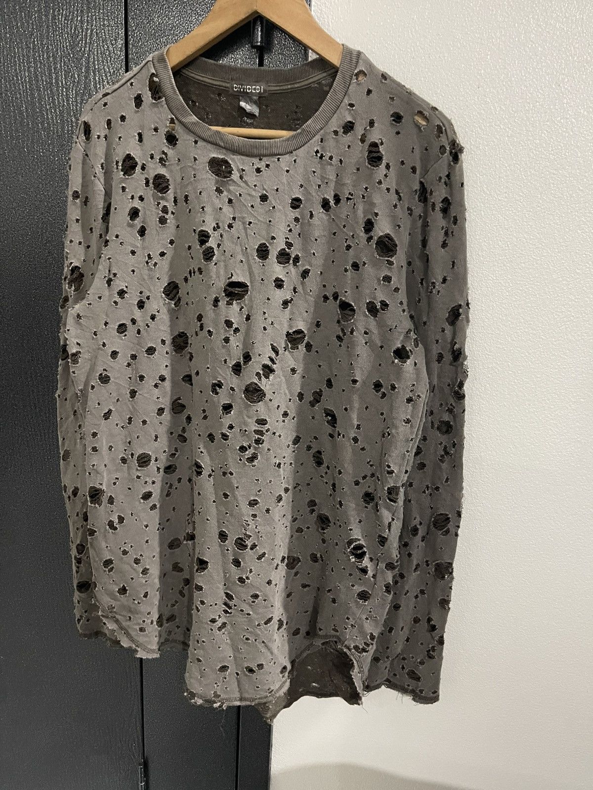 Vintage Vintage h&m Distressed brown longsleeve Tshirt Size US M / EU 48-50 / 2 - 3 Thumbnail