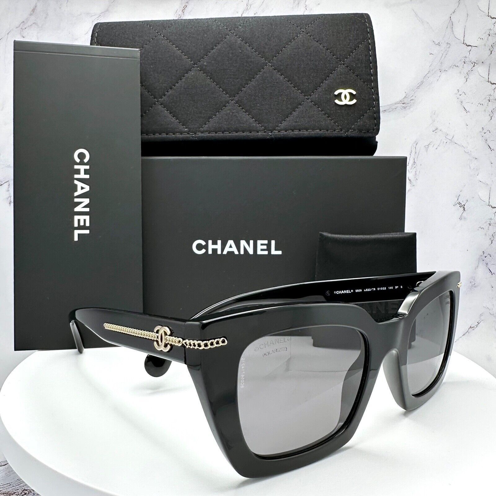 image of Chanel Black Gold Cc Logo Polarized 100% Authentic, Women's