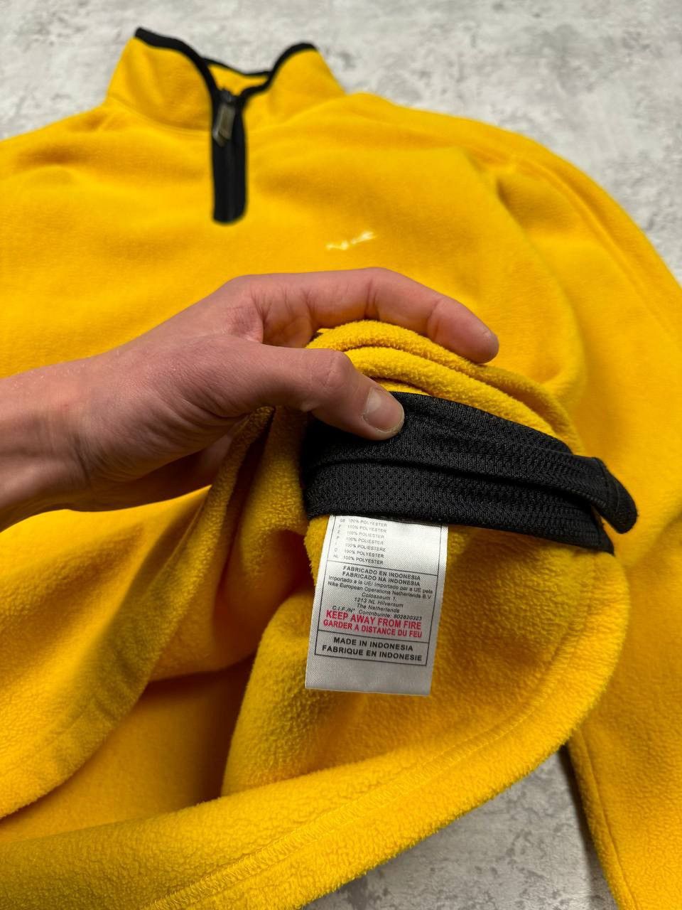 Nike Vintage Nike 1/4 Zip Yellow Fleece Size S Size US S / EU 44-46 / 1 - 14 Thumbnail