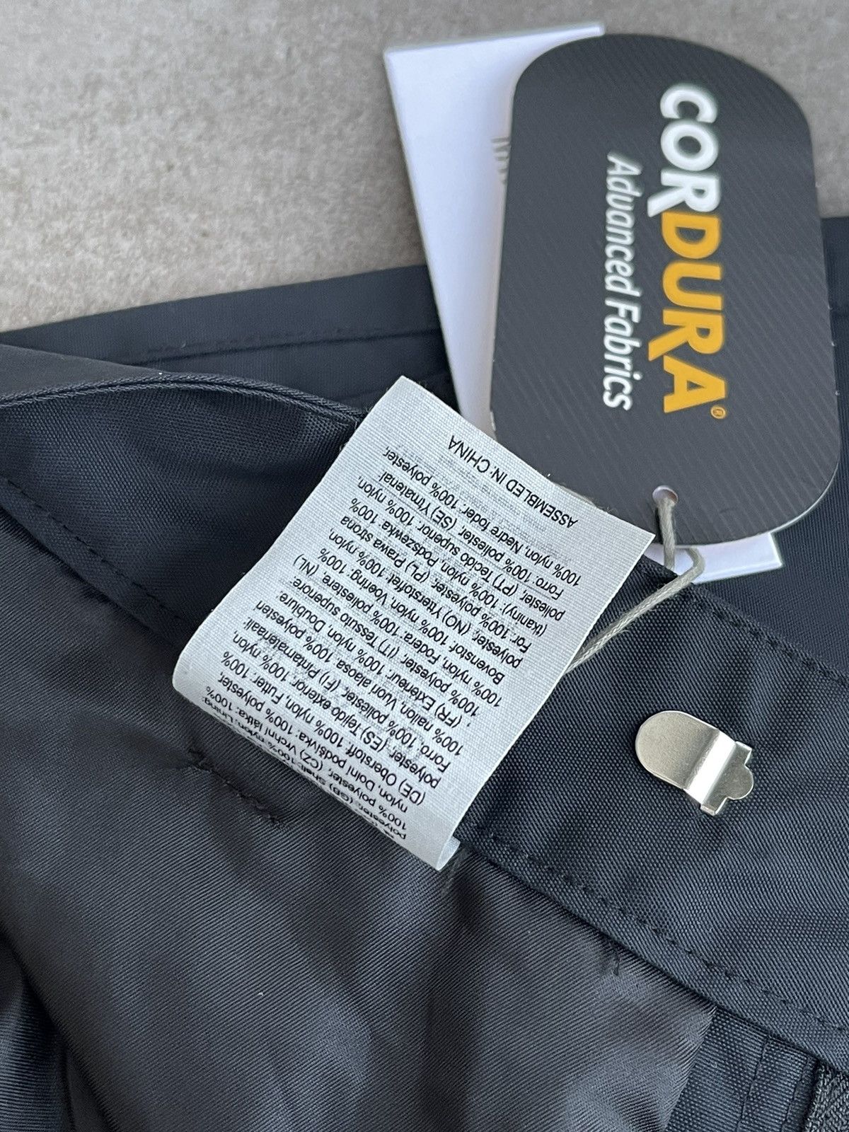Han Kjobenhavn SS23 !DS! Han Kjobenhavn Oversized Nylon Navy Track Pants Size US 30 / EU 46 - 22 Thumbnail