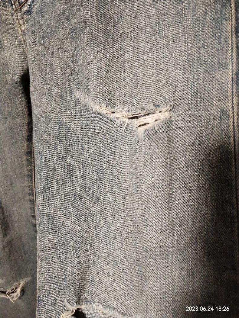 Saint Laurent Paris SLP Blue Distressed Denim Jeans. Size US 32 / EU 48 - 2 Thumbnail