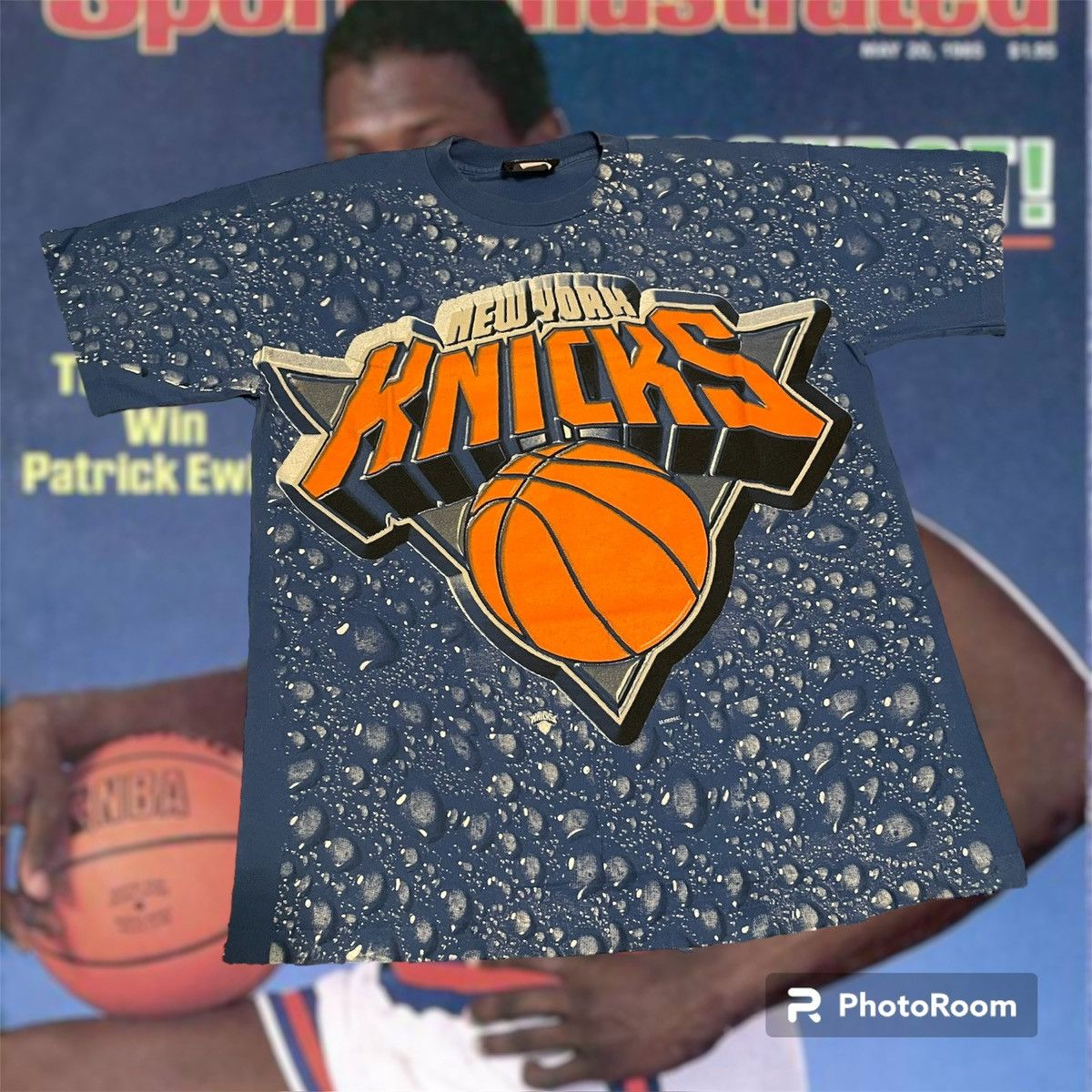 image of Magic Johnson x NBA Vintage Nba New York Knicks Playoffs Finals Basketball Tee in Blue (Size Large)