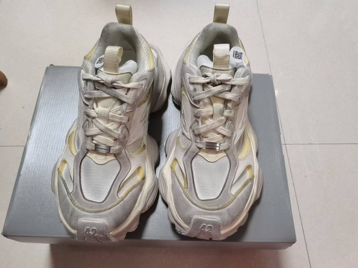 balenciaga cargo sneaker white 42
