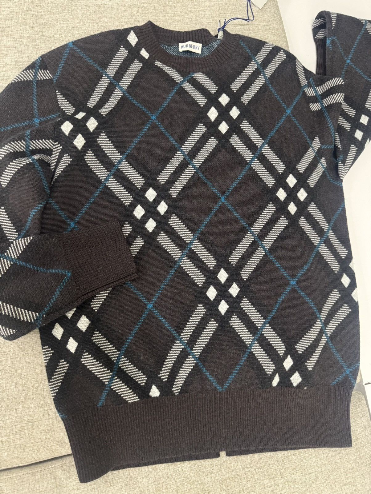 Burberry Burberry Nova Check Wool-Blend Sweater Size M / US 6-8 / IT 42-44 - 1 Thumbnail
