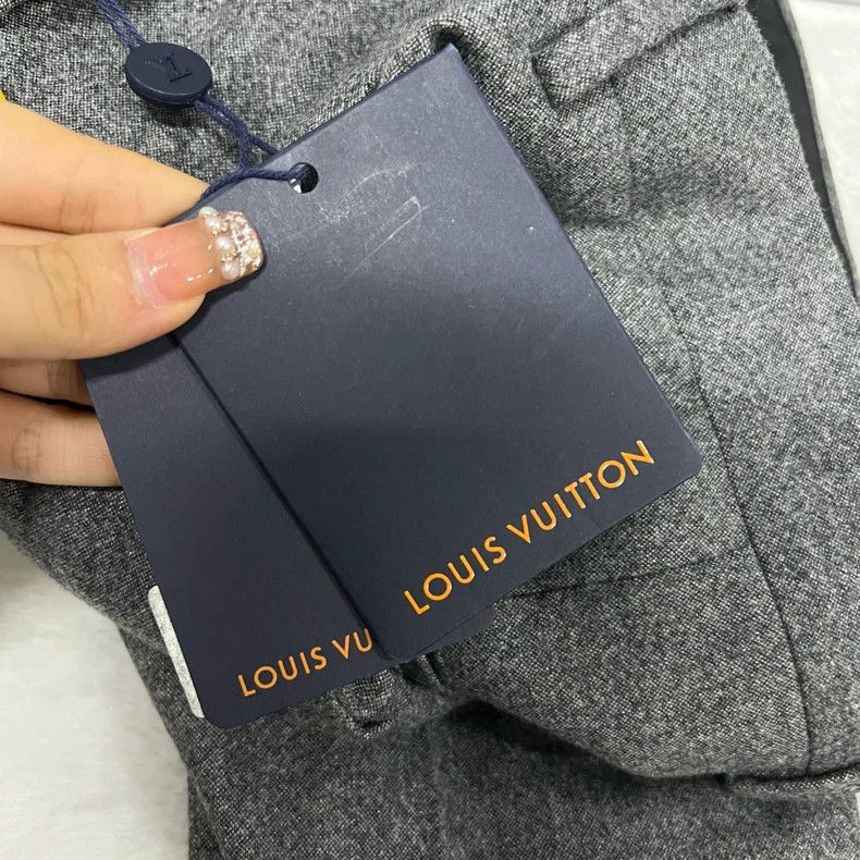Louis Vuitton Louis Vuitton Grey List Trousers 2502-Nextarrow Size US 44 / EU 60 - 6 Thumbnail