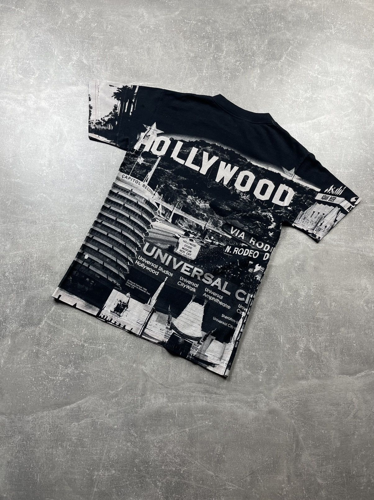 Vintage Vintage 90s Hollywood Universal City Graphic T-Shirt USA Size US M / EU 48-50 / 2 - 6 Thumbnail