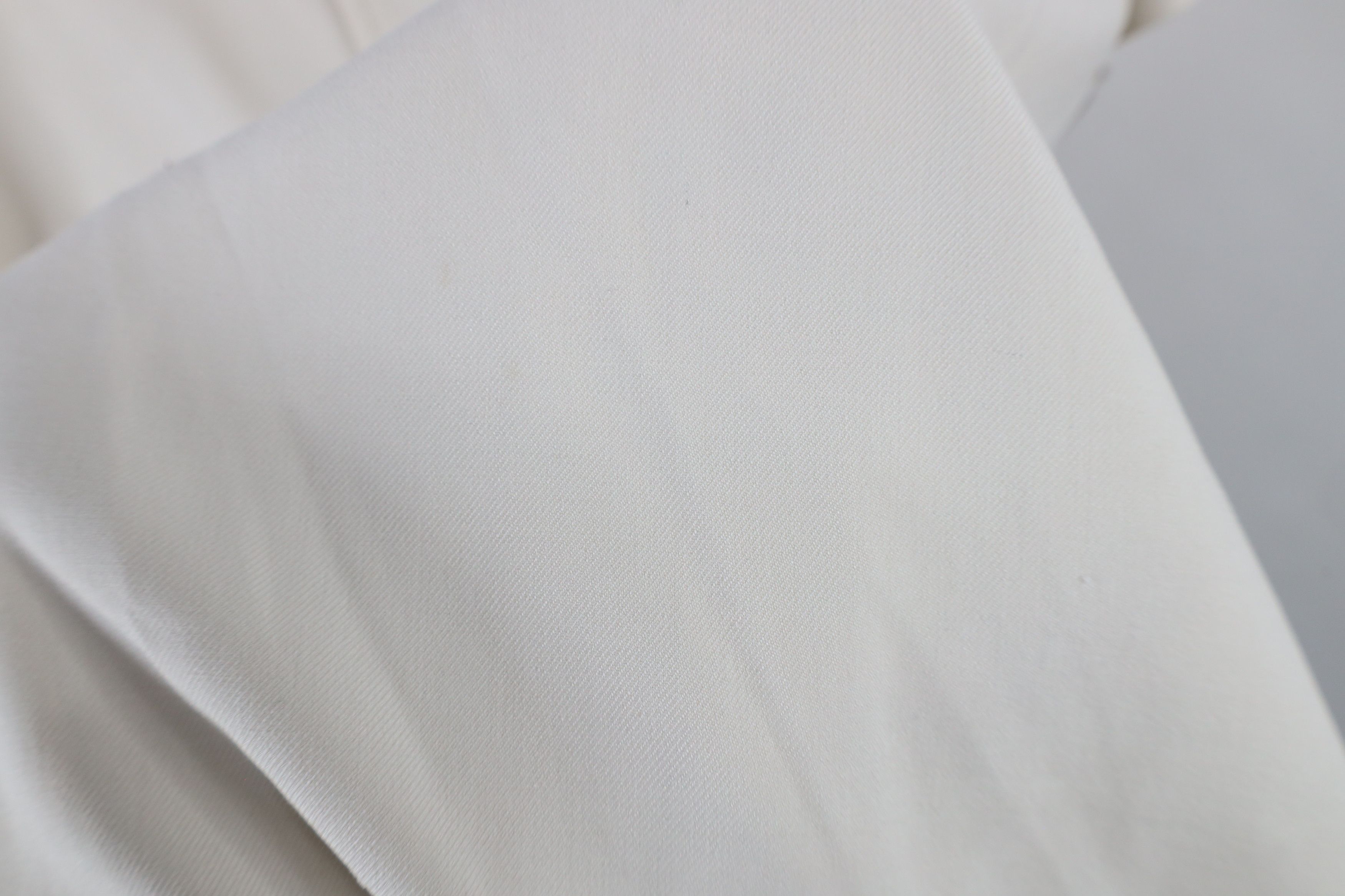 Tommy Bahama × Vintage Vintage Tommy Bahama Silk Looped Collar Button Shirt Cream Size US L / EU 52-54 / 3 - 8 Thumbnail