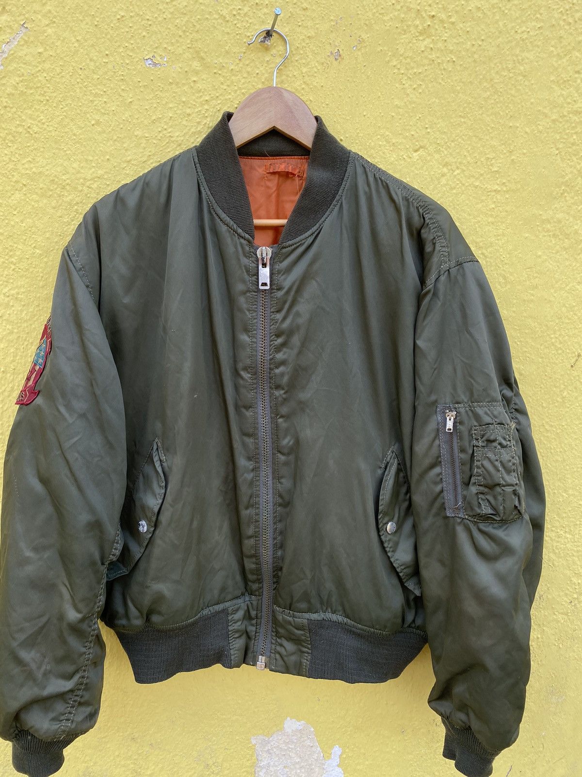 Vintage Vintage Ma-1 flying bomber jacket Size US L / EU 52-54 / 3 - 4 Thumbnail